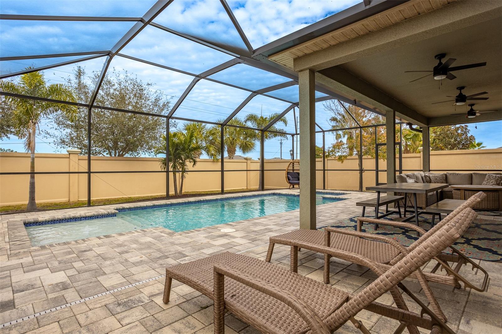 11550 LAKE LUCAYA DR, RIVERVIEW, FL, 33579