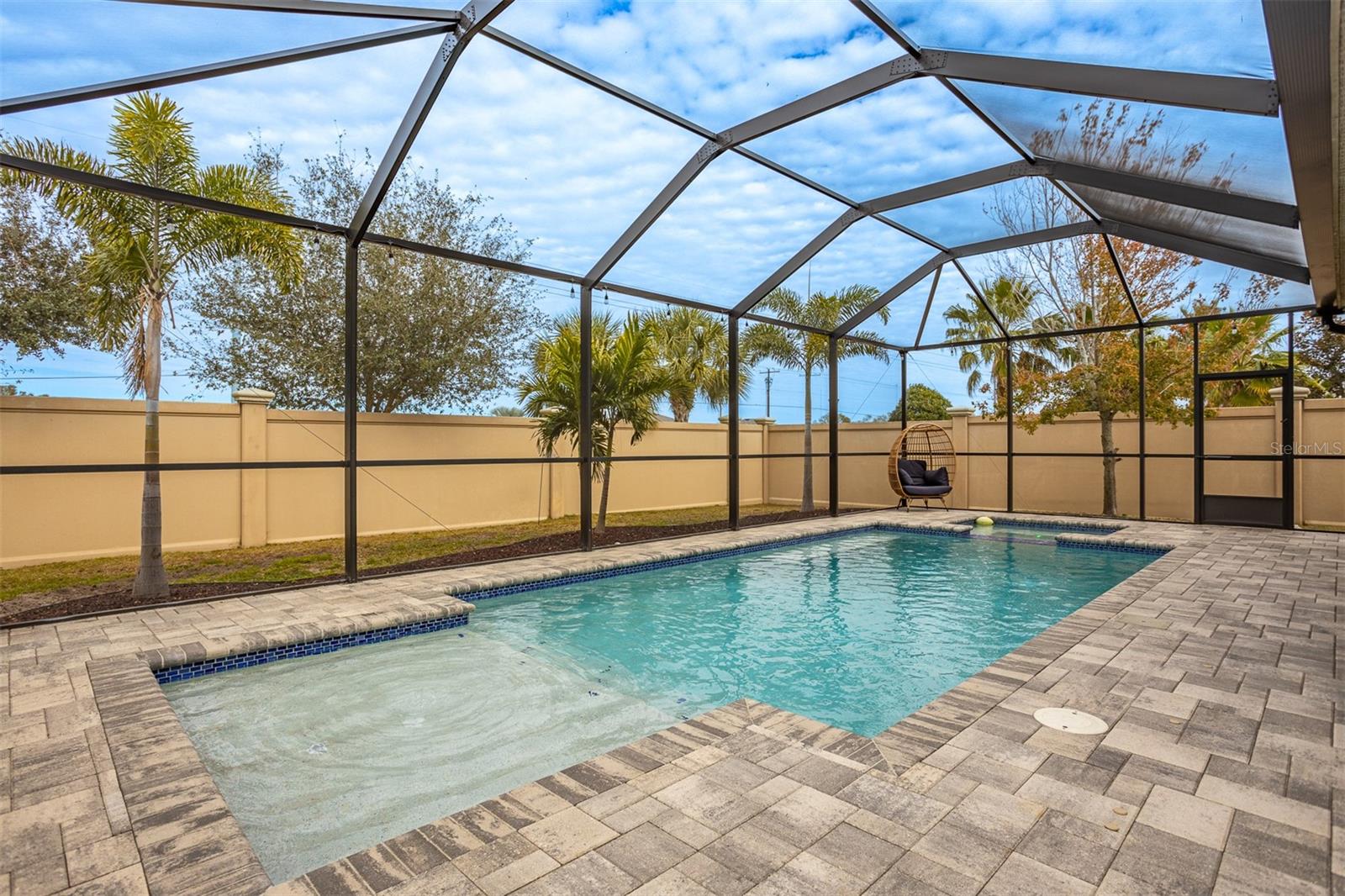 11550 LAKE LUCAYA DR, RIVERVIEW, FL, 33579