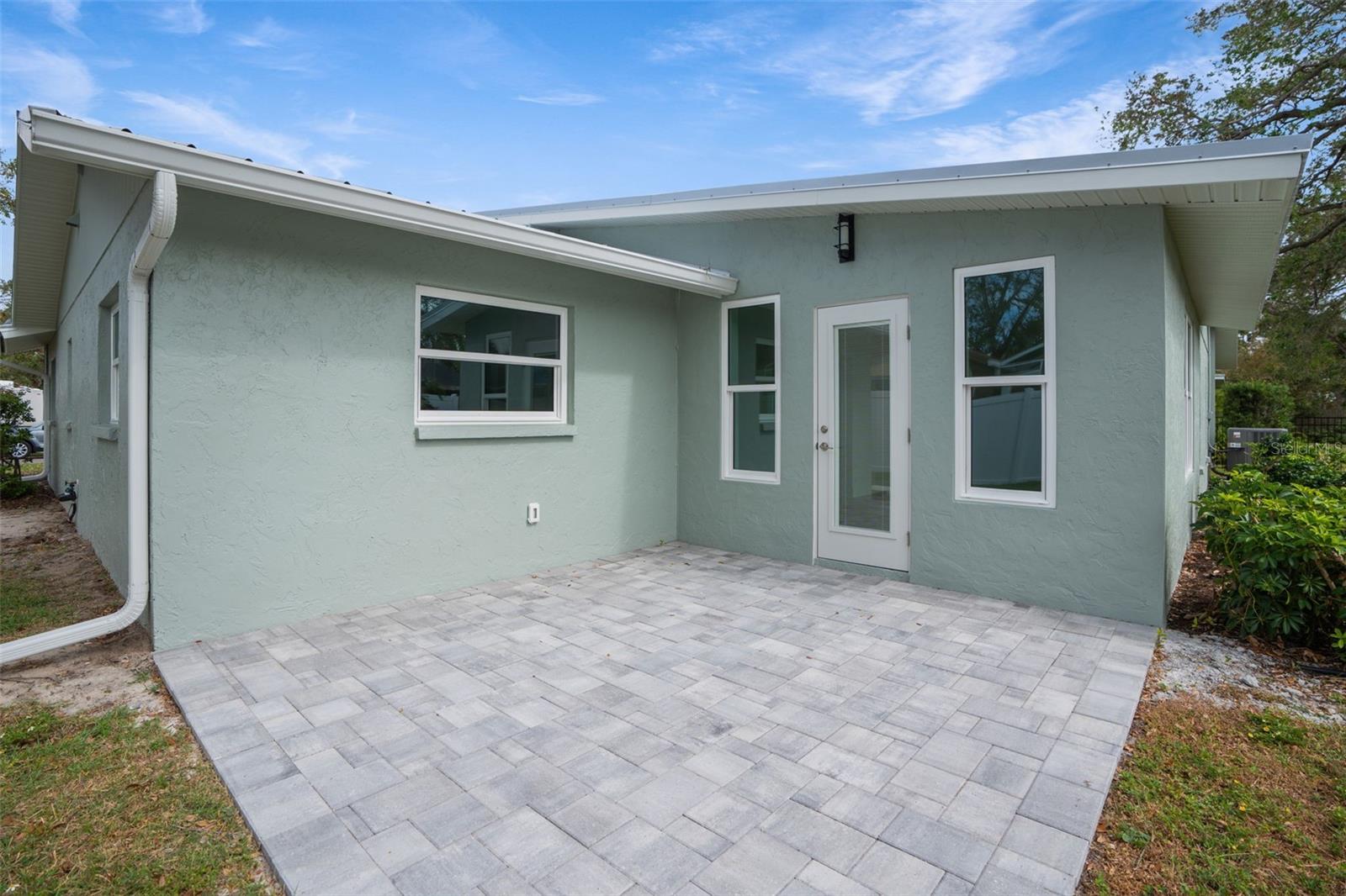5528 BRIARCLIFF DR, SARASOTA, FL, 34232