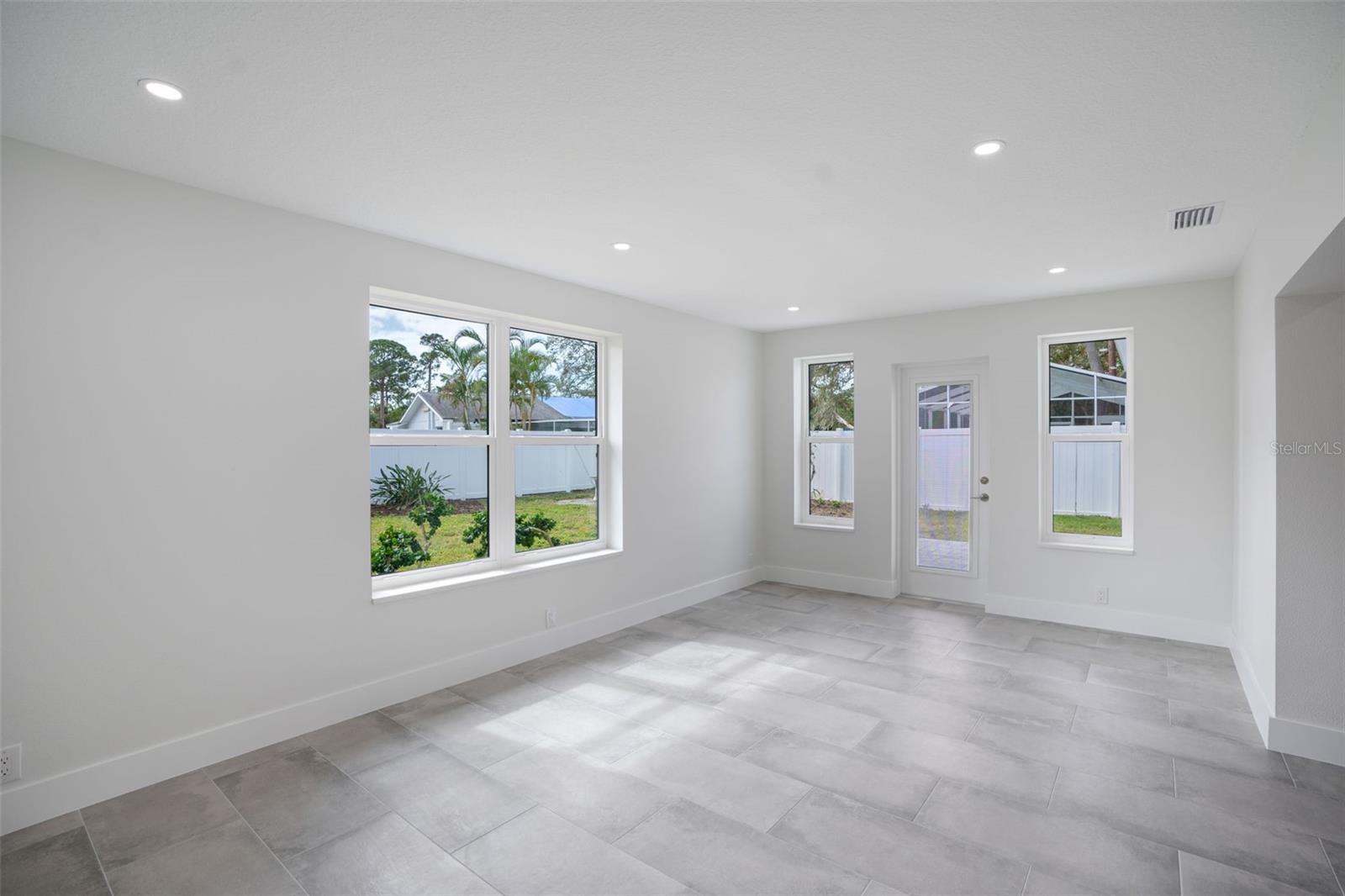 5528 BRIARCLIFF DR, SARASOTA, FL, 34232