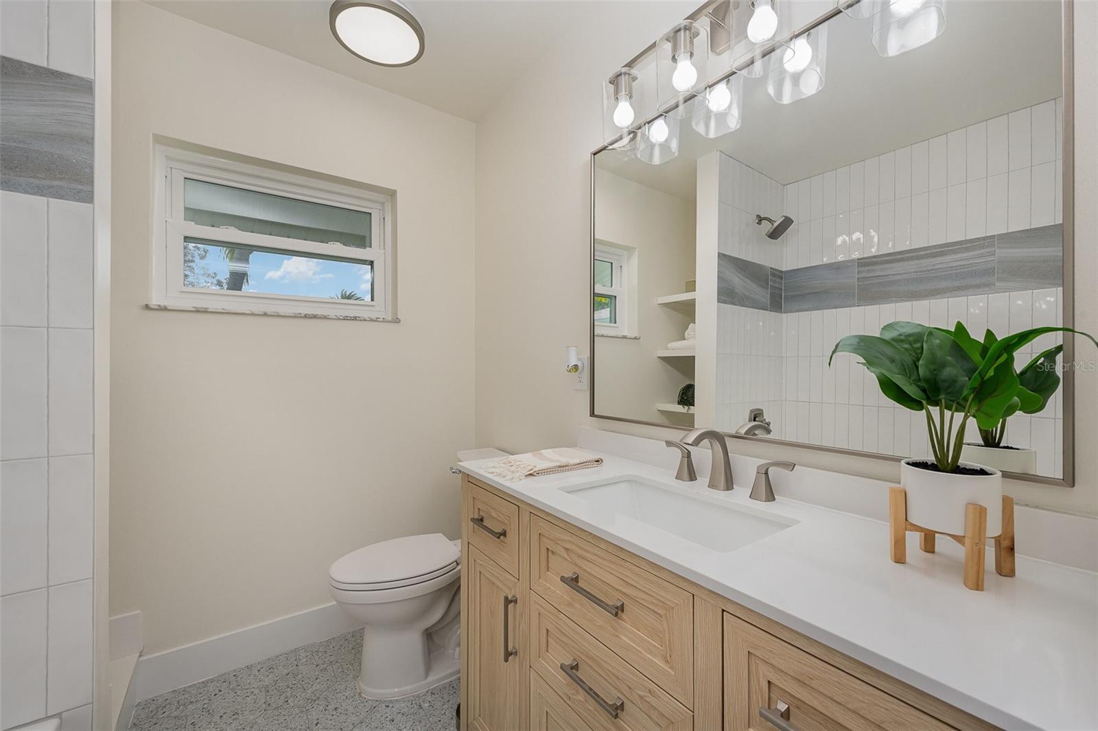 60 VENETIAN WAY, INDIAN HARBOUR BEACH, FL, 32937