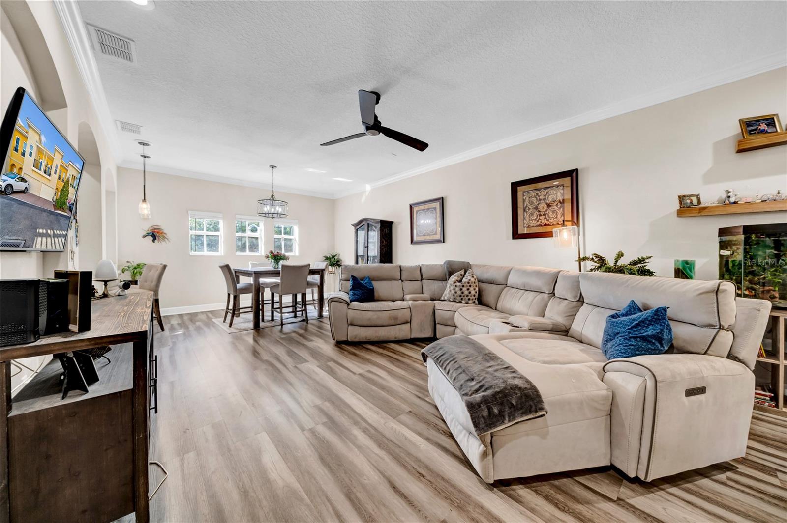 614 105TH LN N, ST PETERSBURG, FL, 33716