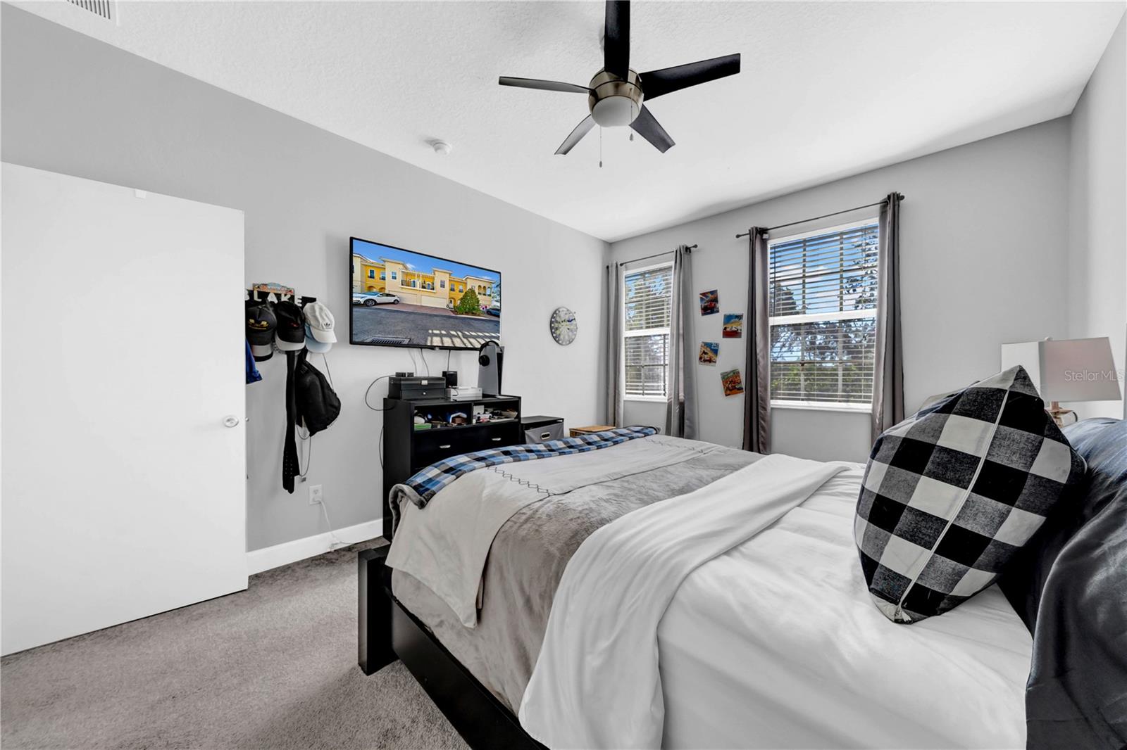 614 105TH LN N, ST PETERSBURG, FL, 33716