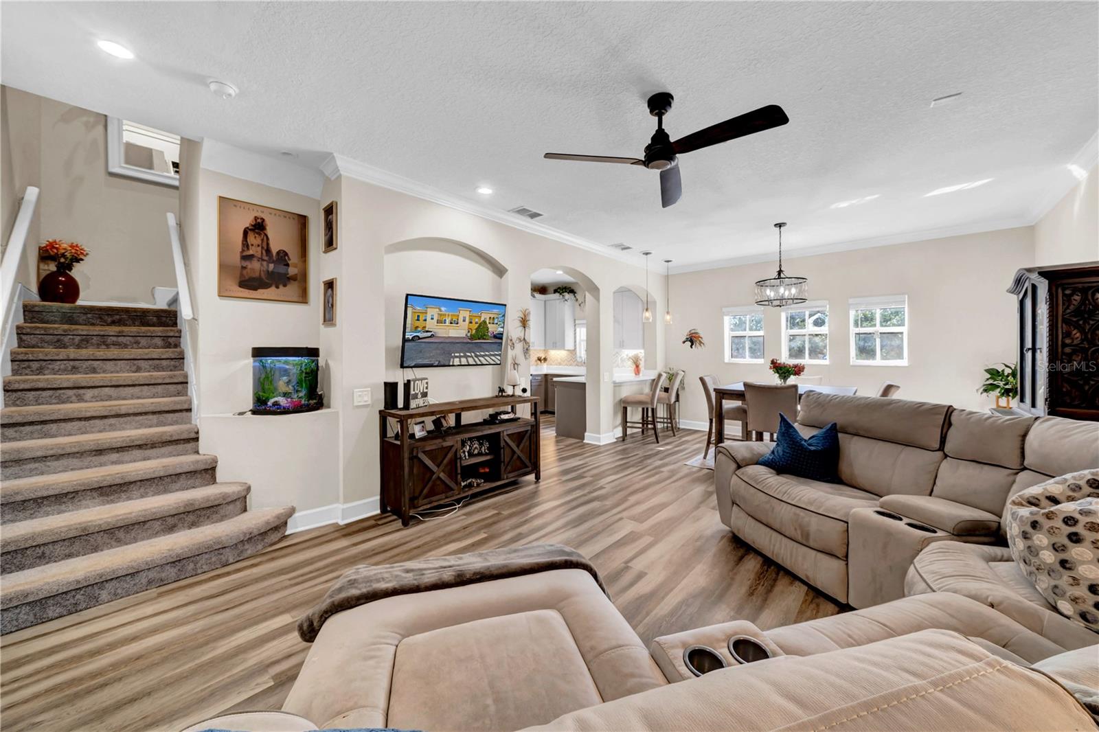 614 105TH LN N, ST PETERSBURG, FL, 33716