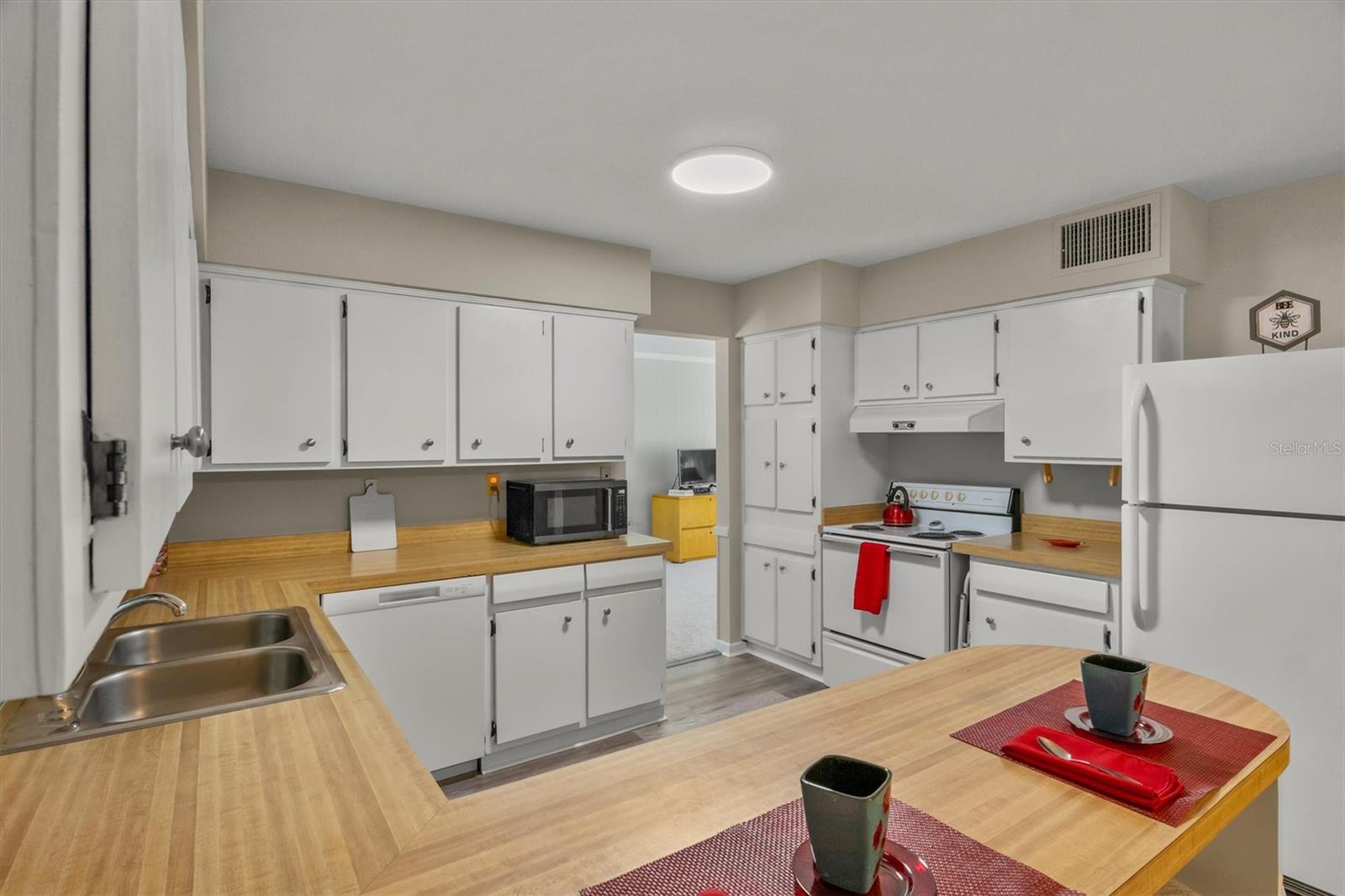 412 HILLCREST DR SE, WINTER HAVEN, FL, 33884