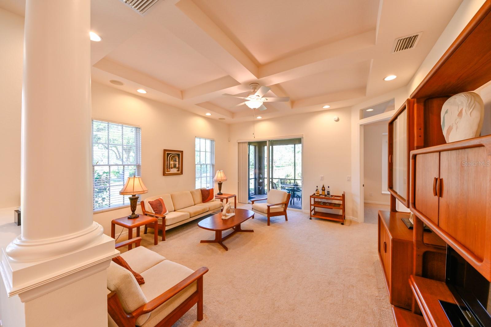 7402 HAMILTON RD, BRADENTON, FL, 34209
