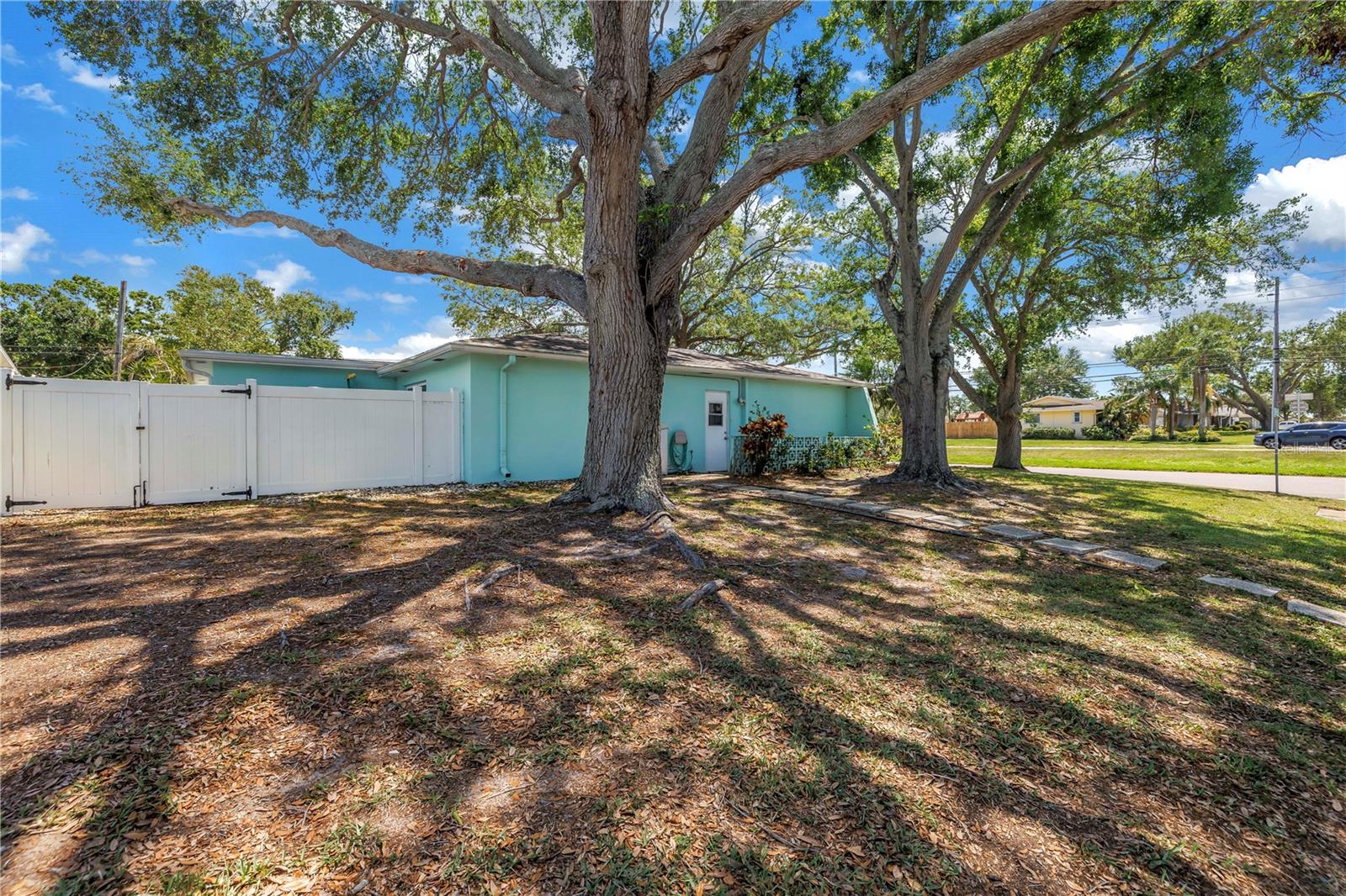 13851 102ND AVE, LARGO, FL, 33774