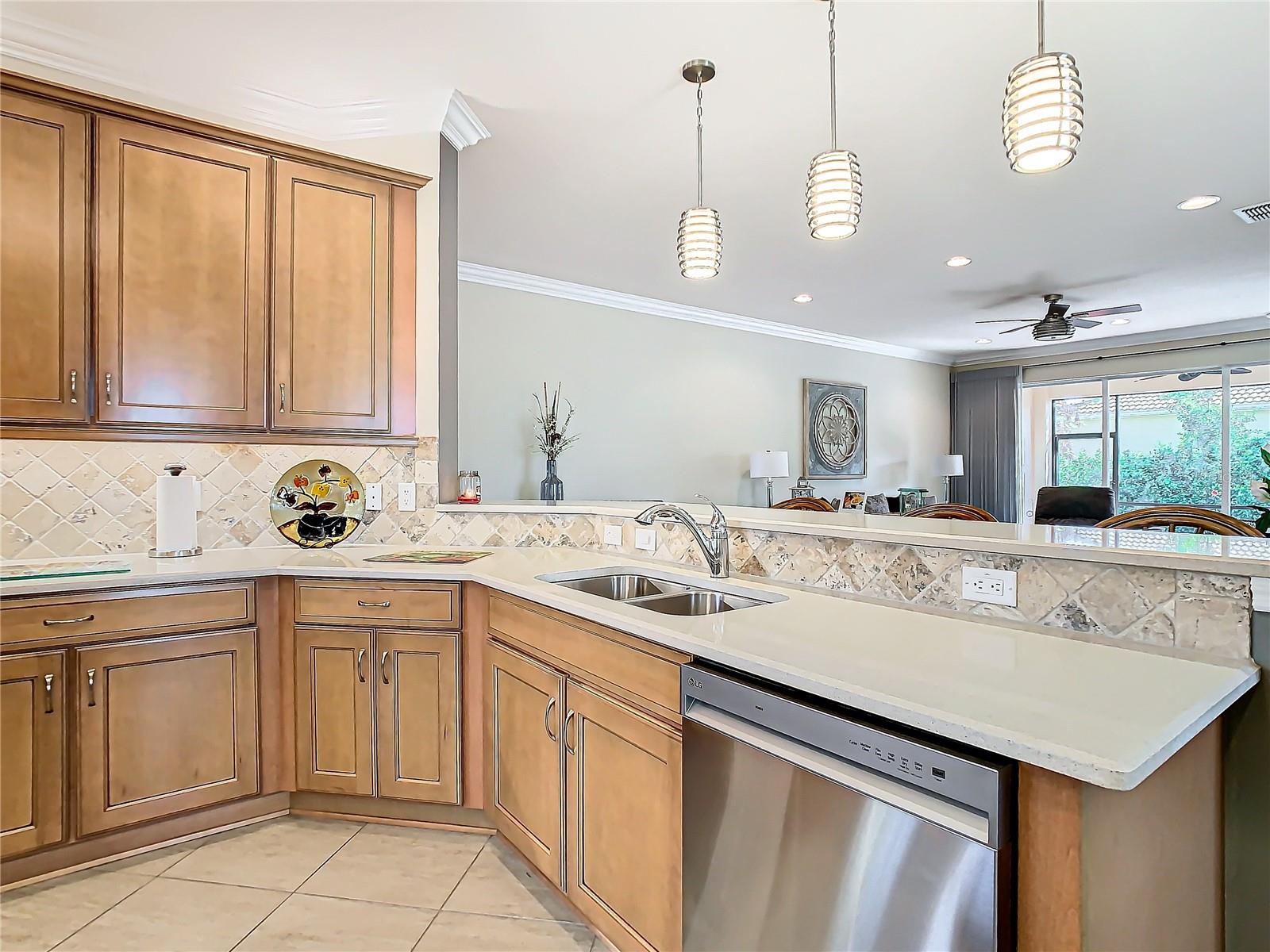 4935 MARBLE SPRINGS CIR, WIMAUMA, FL, 33598