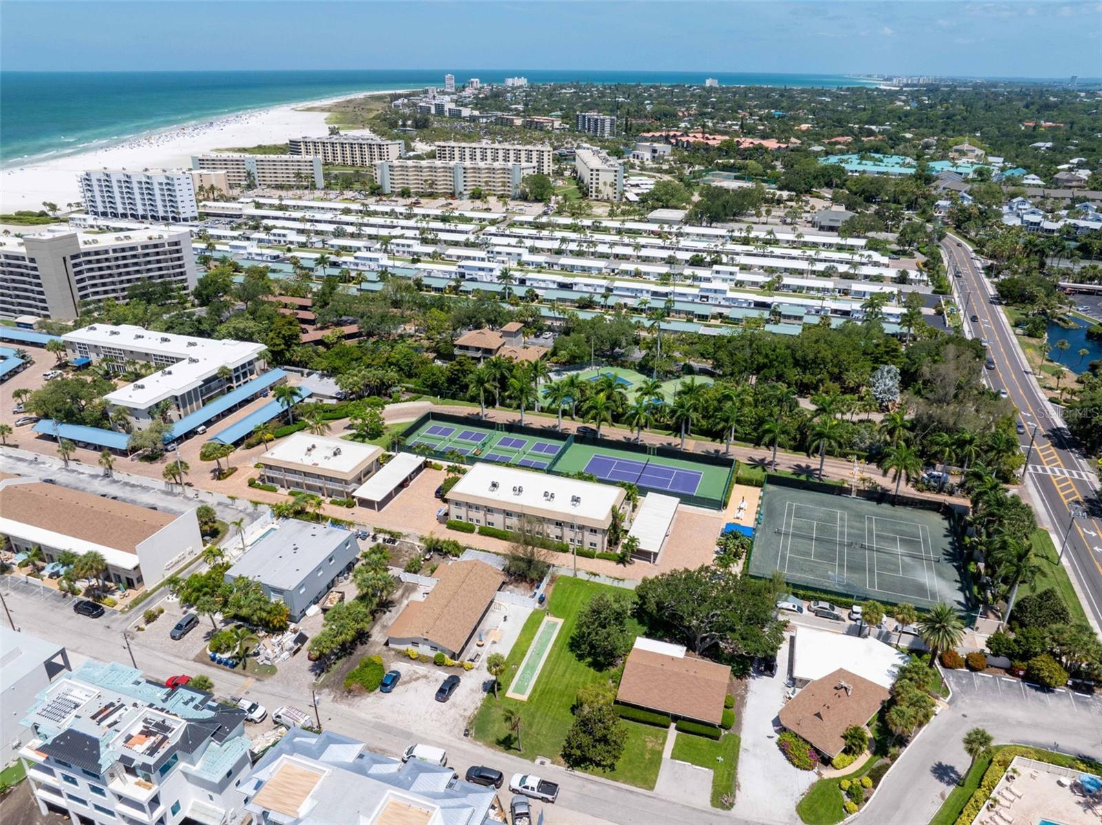 5916 MIDNIGHT PASS RD #103, SARASOTA, FL, 34242