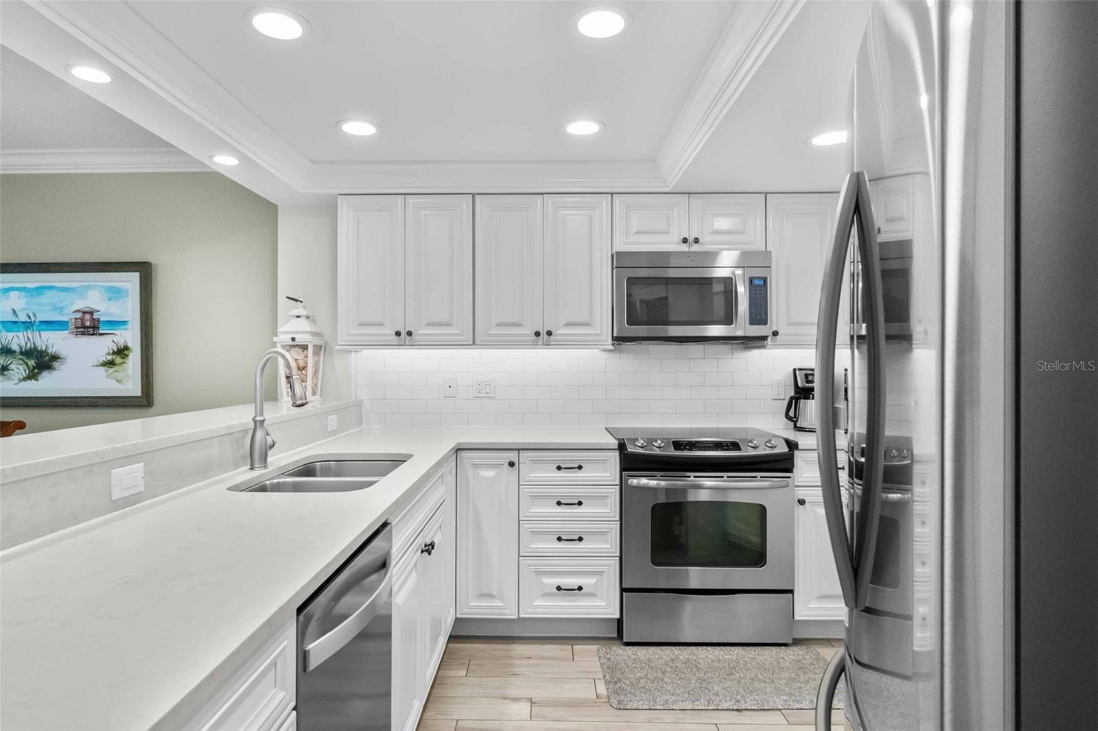 5916 MIDNIGHT PASS RD #103, SARASOTA, FL, 34242