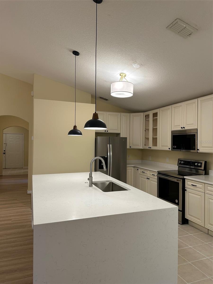 828 KILDRUMMY DR, DAVENPORT, FL, 33896