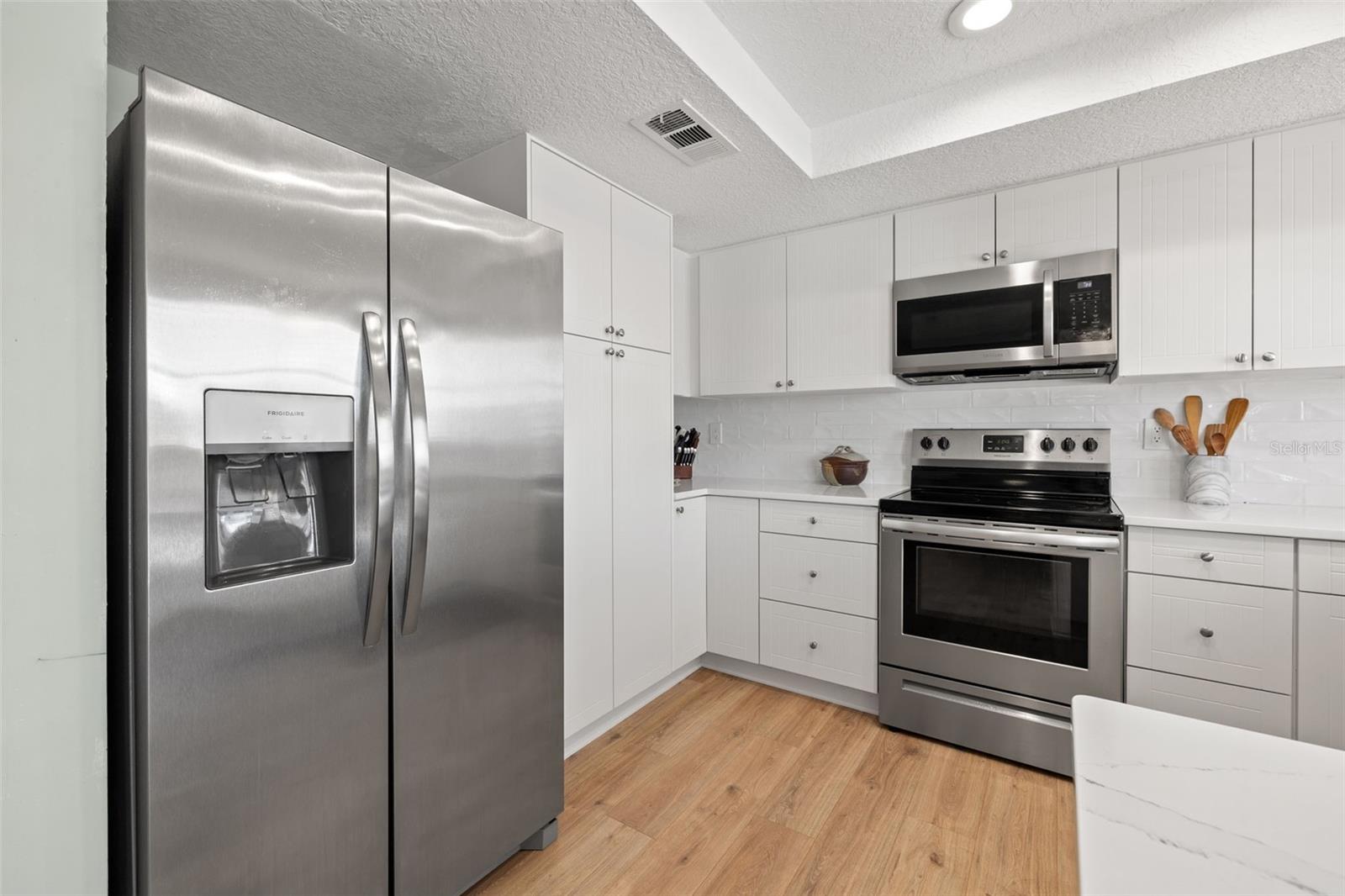 1 GALLINULE PL, BELLEAIR, FL, 33756