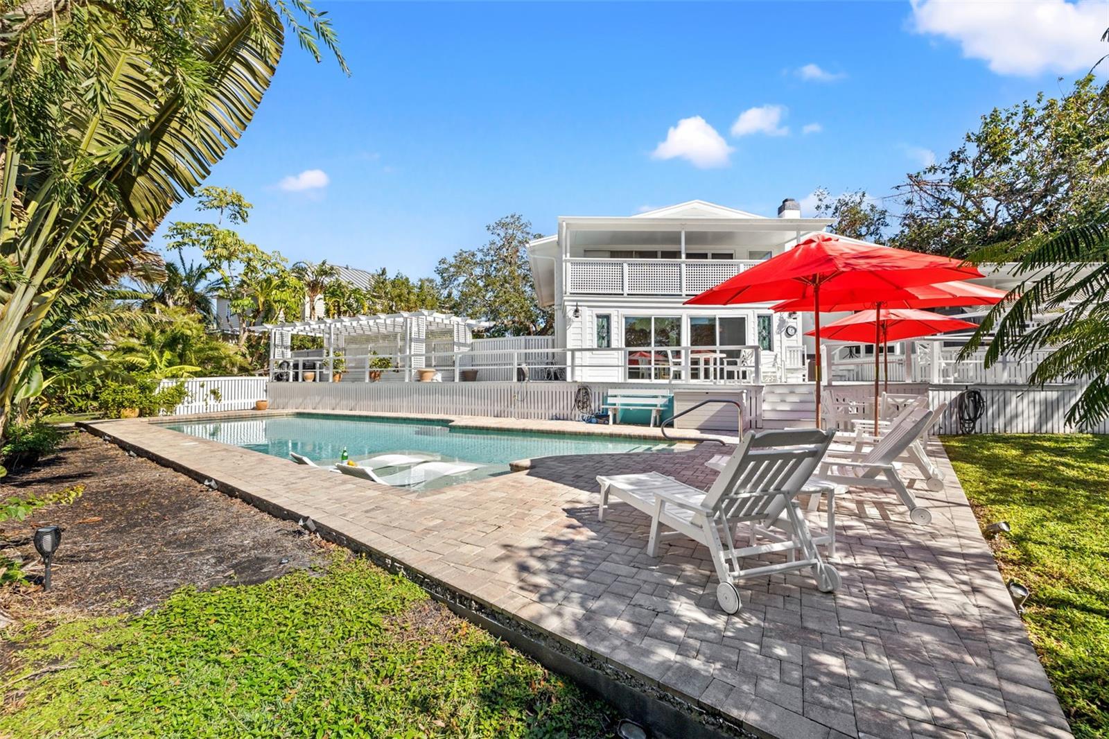 1 GALLINULE PL, BELLEAIR, FL, 33756