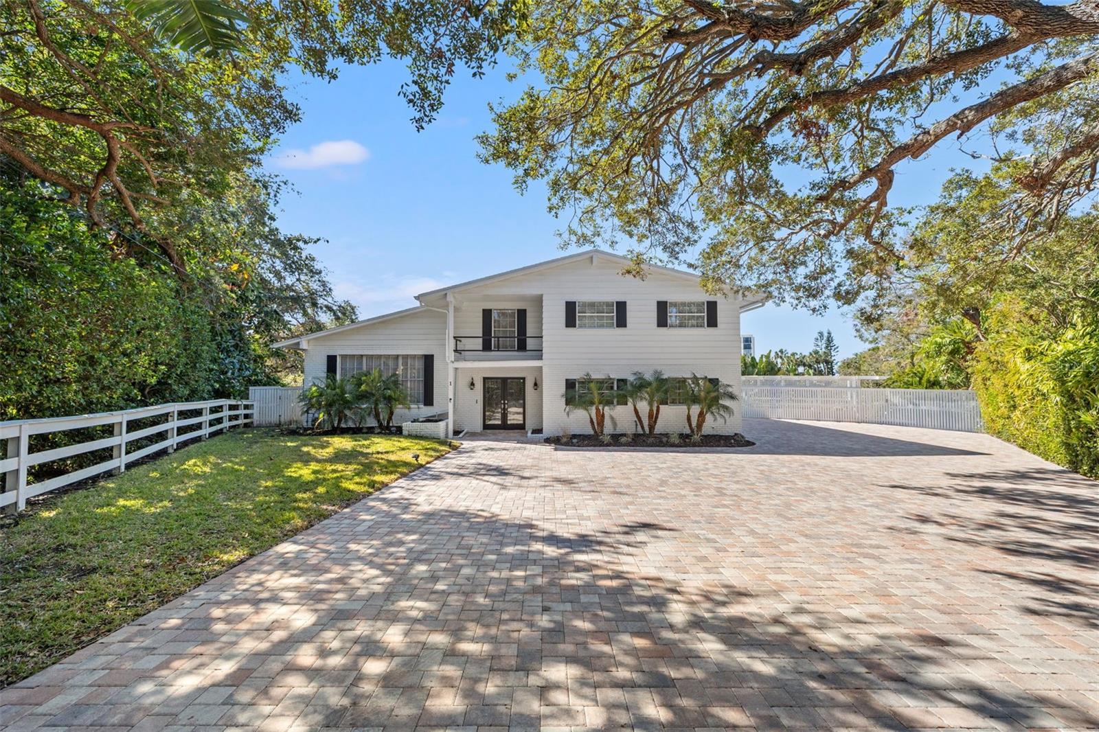 1 GALLINULE PL, BELLEAIR, FL, 33756