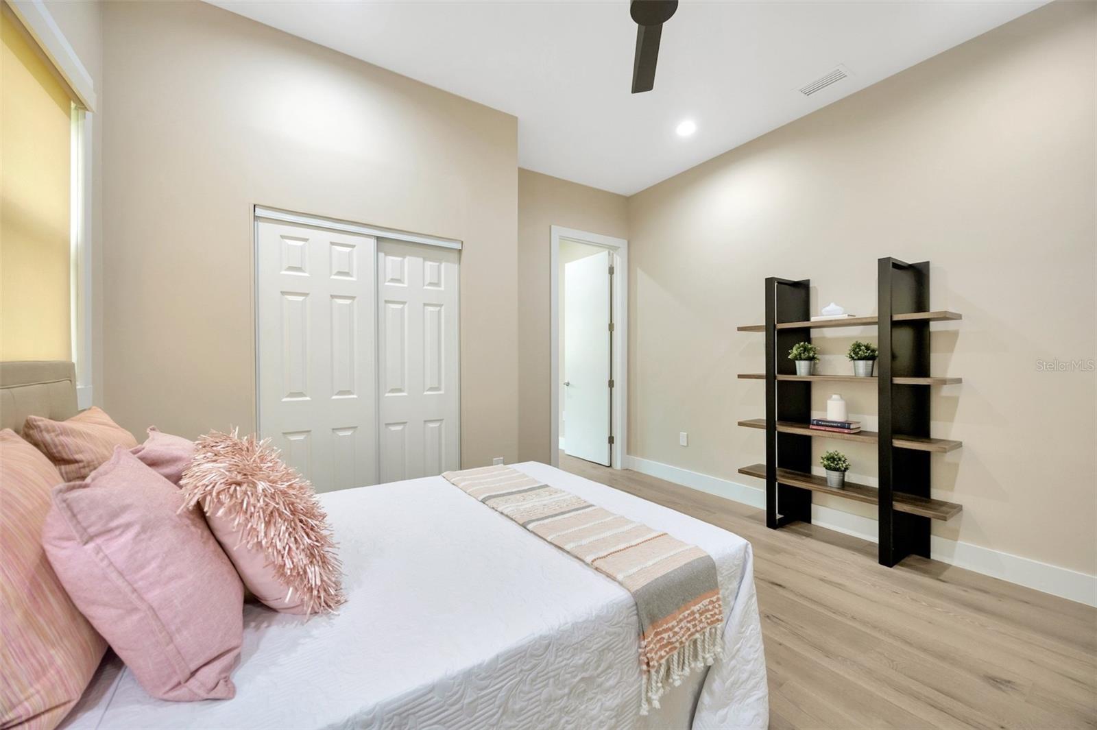 10542 CORY LAKE DR, TAMPA, FL, 33647