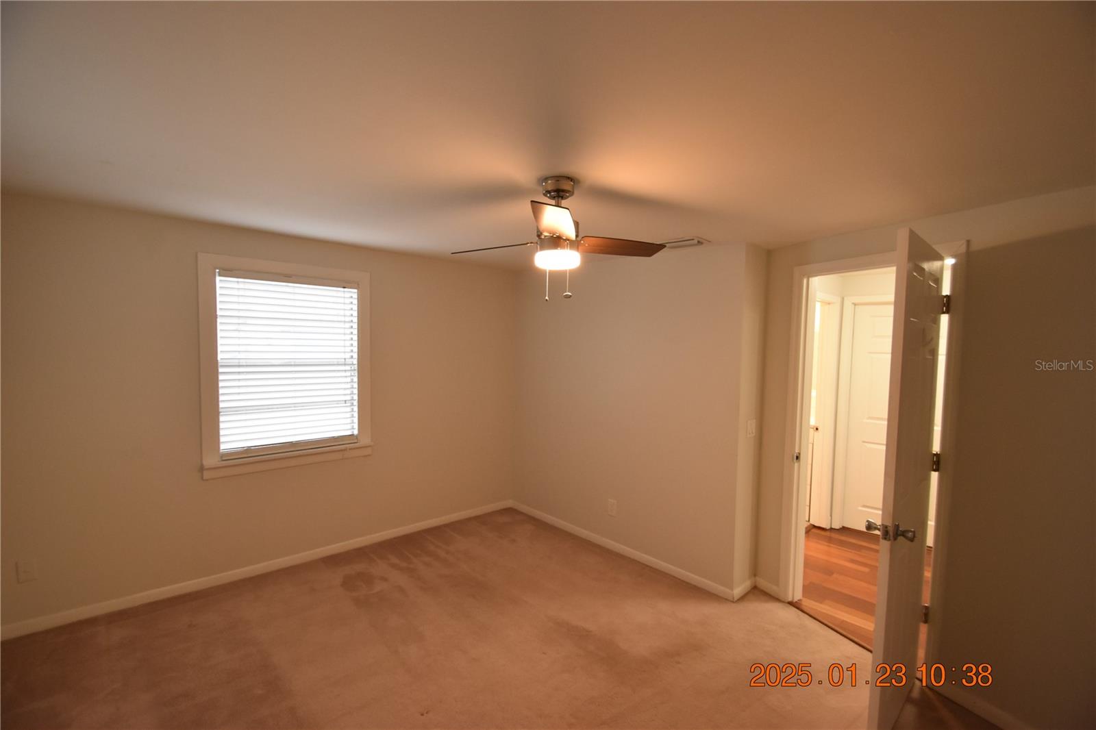 3223 W WYOMING AVE, TAMPA, FL, 33611