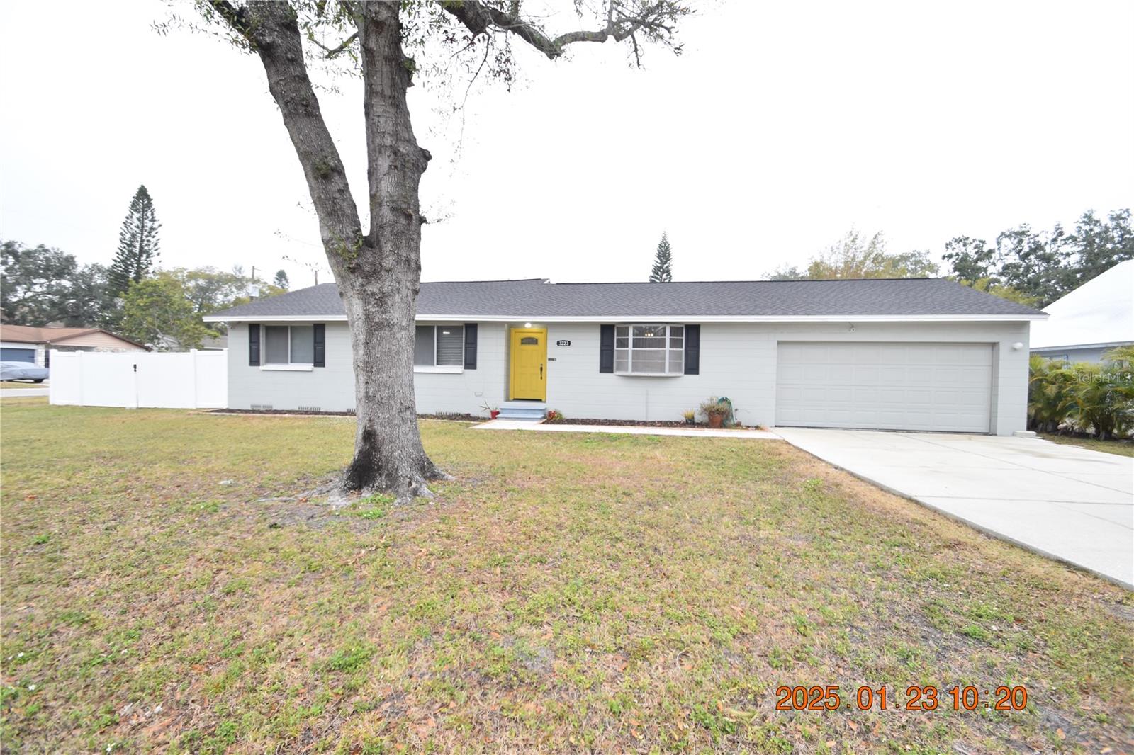 3223 W WYOMING AVE, TAMPA, FL, 33611