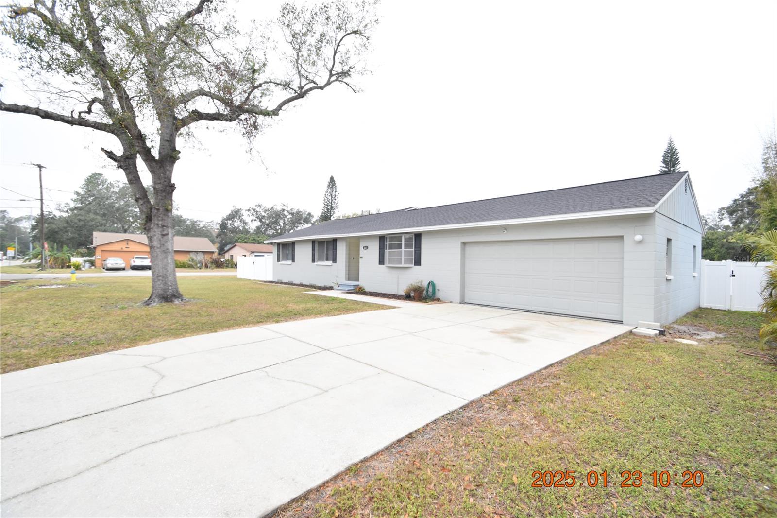 3223 W WYOMING AVE, TAMPA, FL, 33611