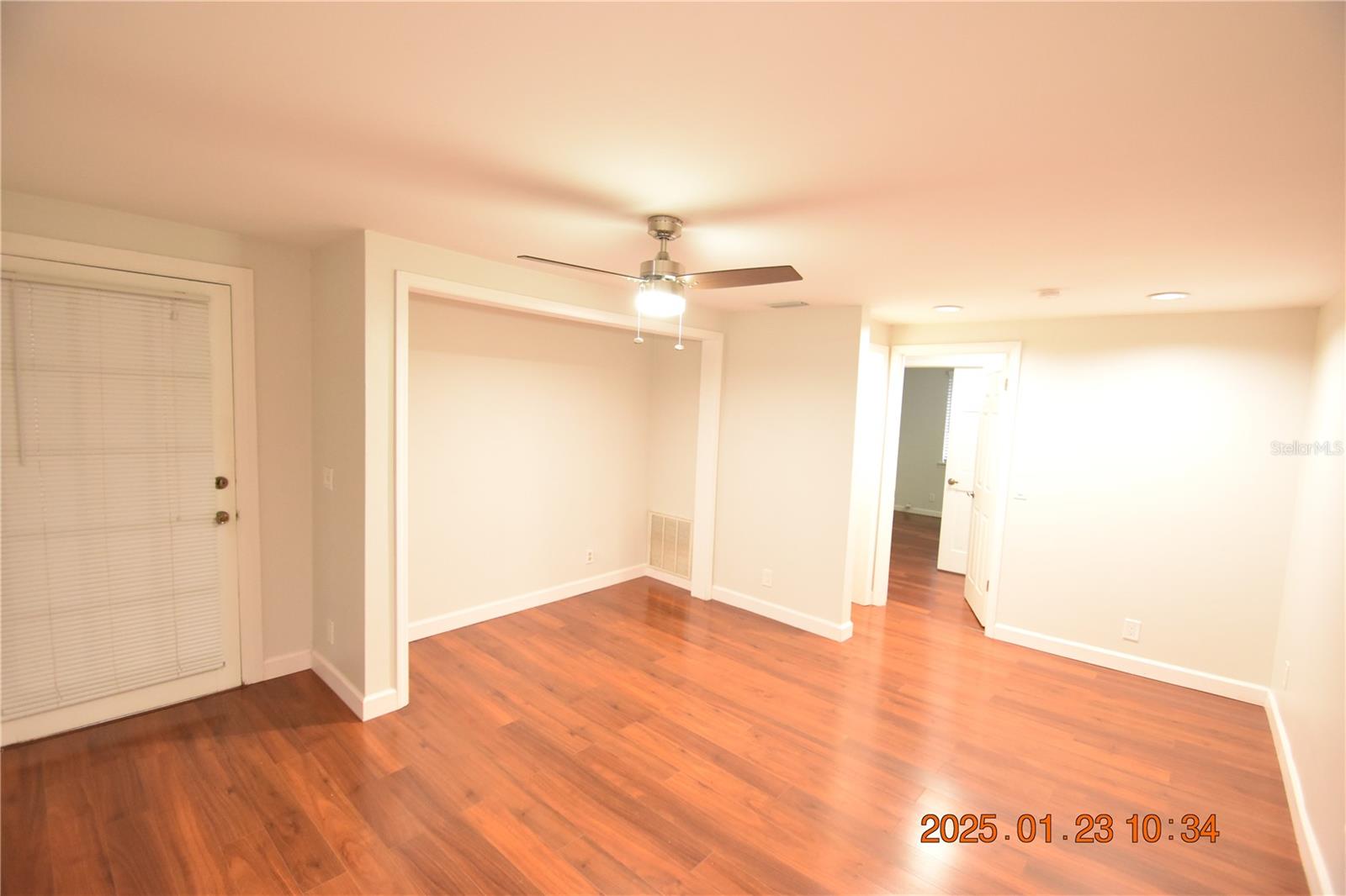 3223 W WYOMING AVE, TAMPA, FL, 33611