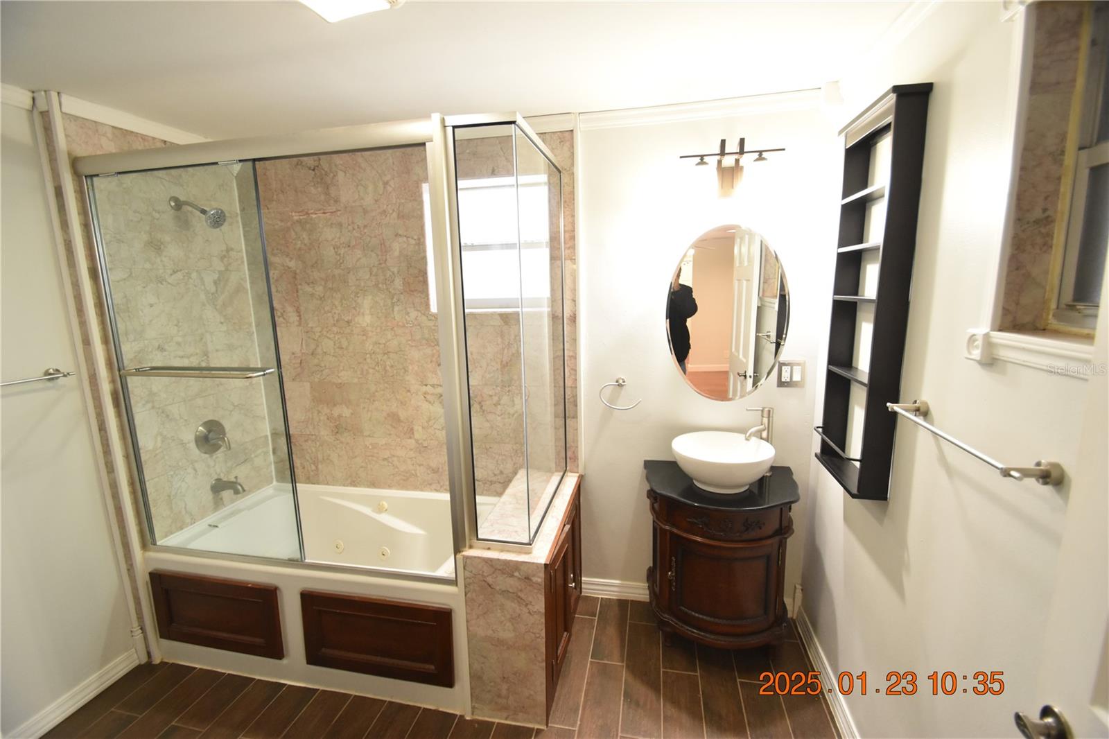 3223 W WYOMING AVE, TAMPA, FL, 33611