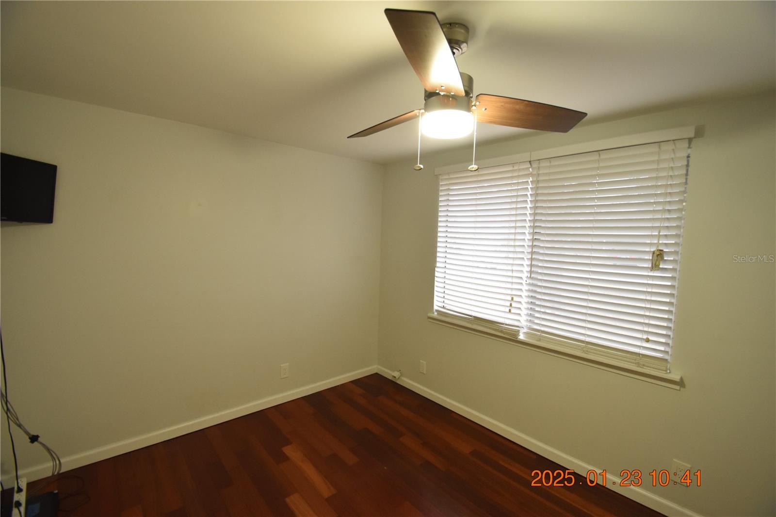 3223 W WYOMING AVE, TAMPA, FL, 33611