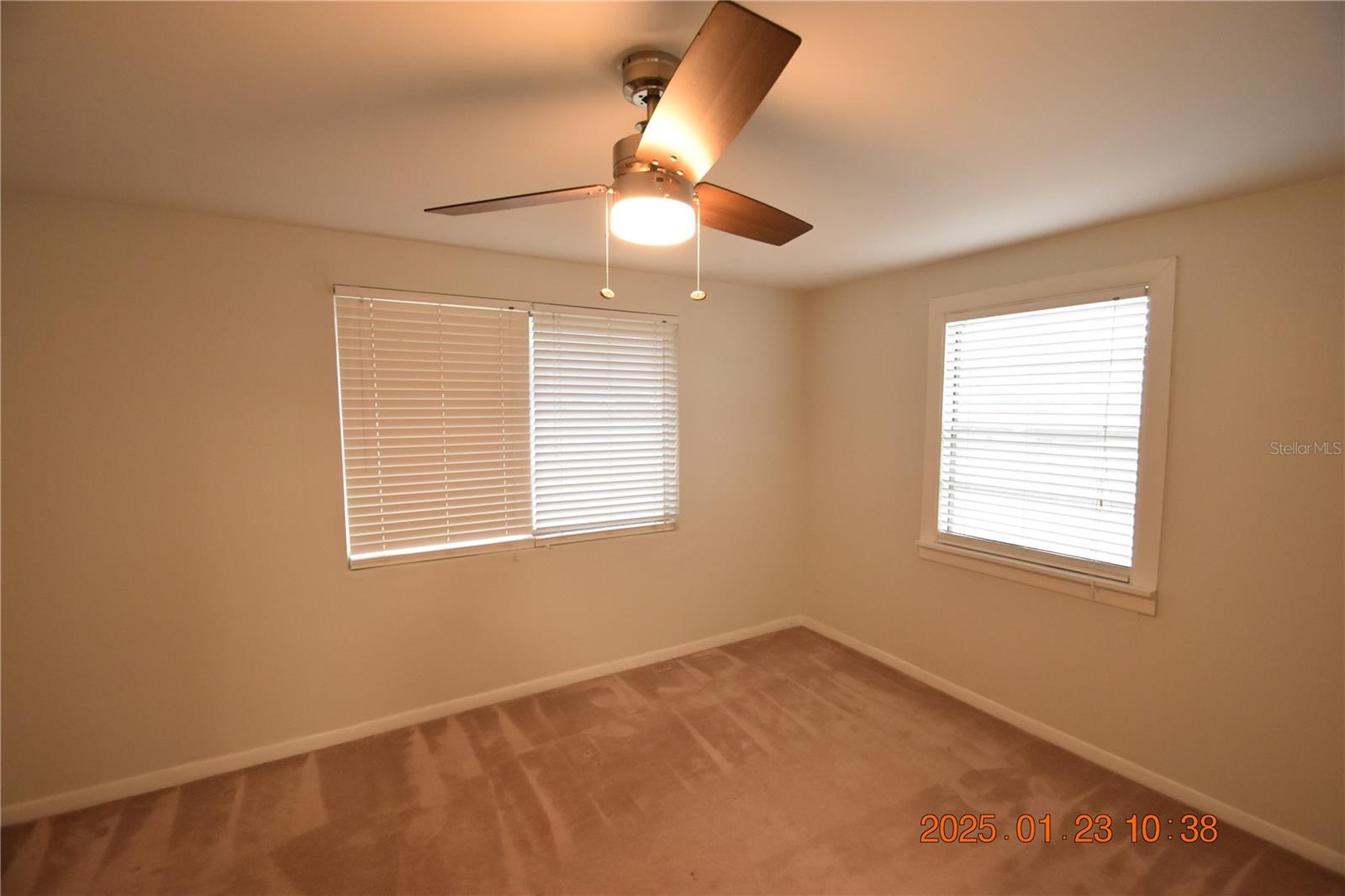 3223 W WYOMING AVE, TAMPA, FL, 33611