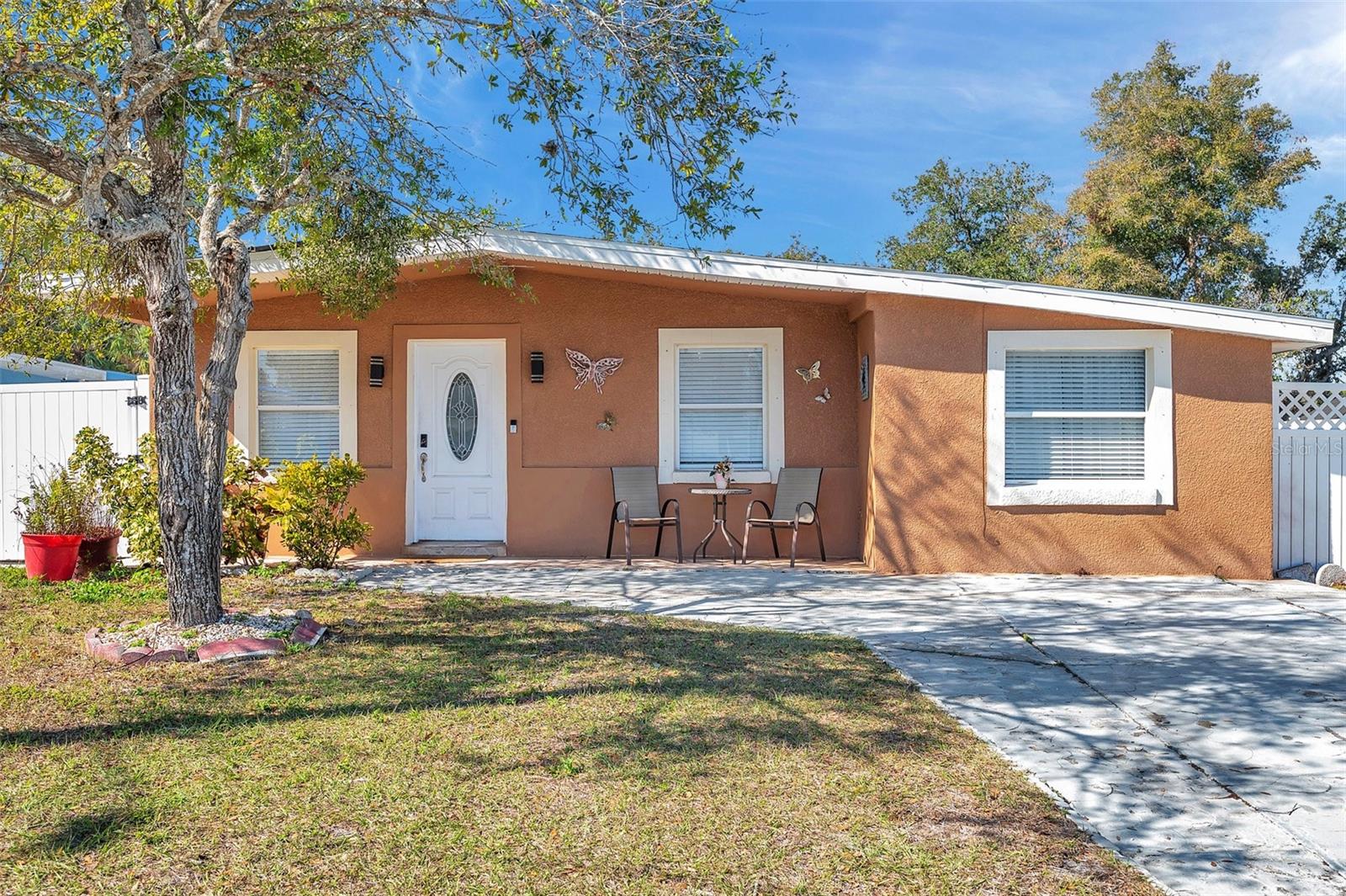 8510 RIVER OAKS DR, TAMPA, FL, 33615
