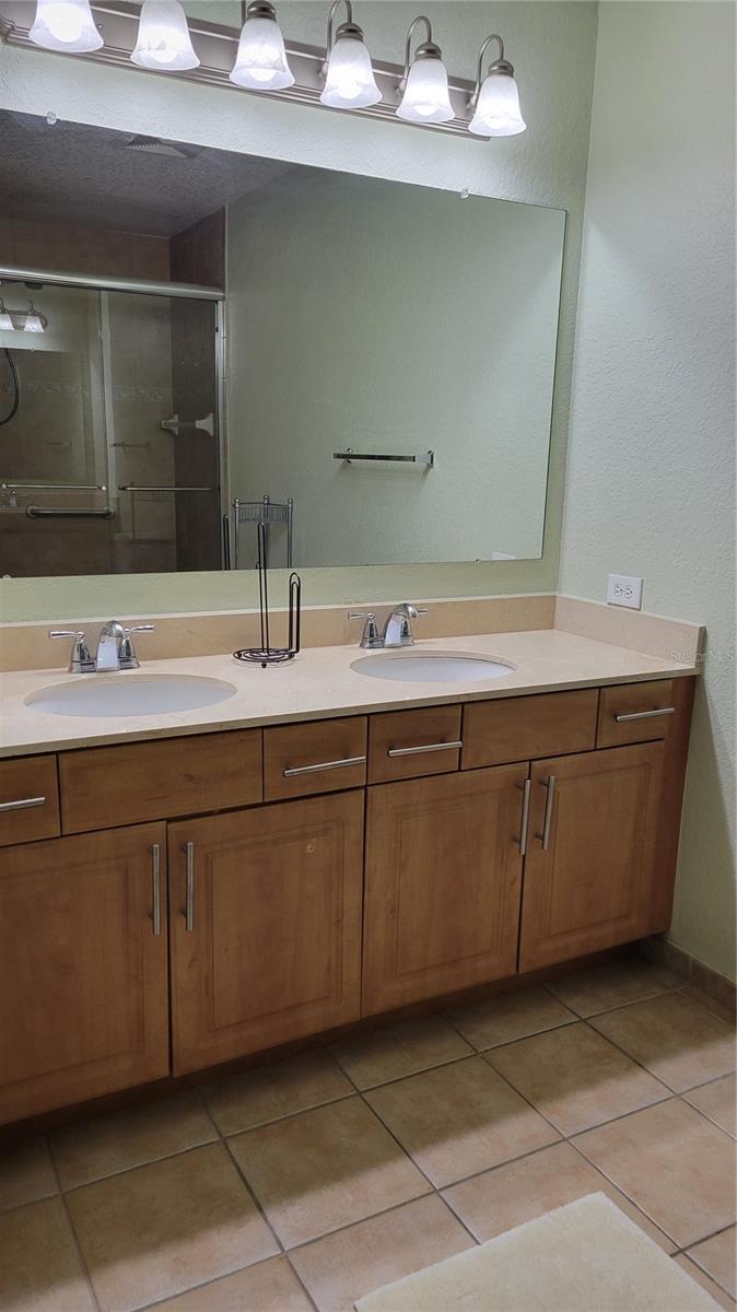 1064 N TAMIAMI TRL #1403, SARASOTA, FL, 34236