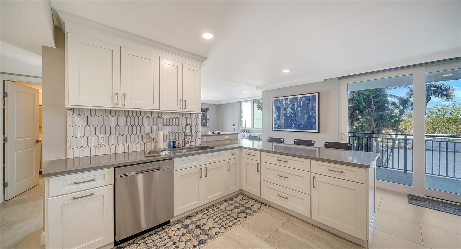 4822 OCEAN BLVD #2F, SARASOTA, FL, 34242