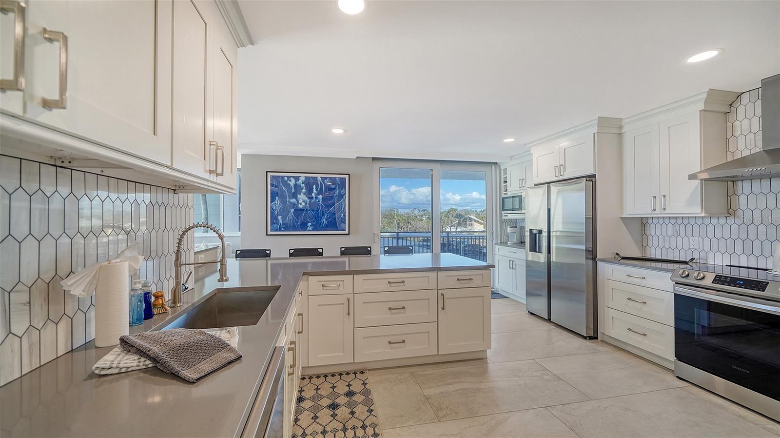 4822 OCEAN BLVD #2F, SARASOTA, FL, 34242