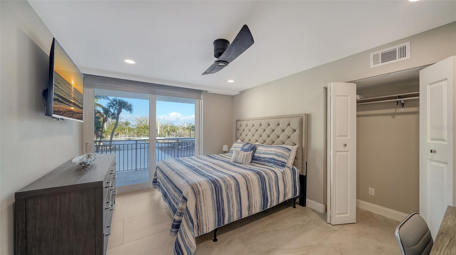 4822 OCEAN BLVD #2F, SARASOTA, FL, 34242