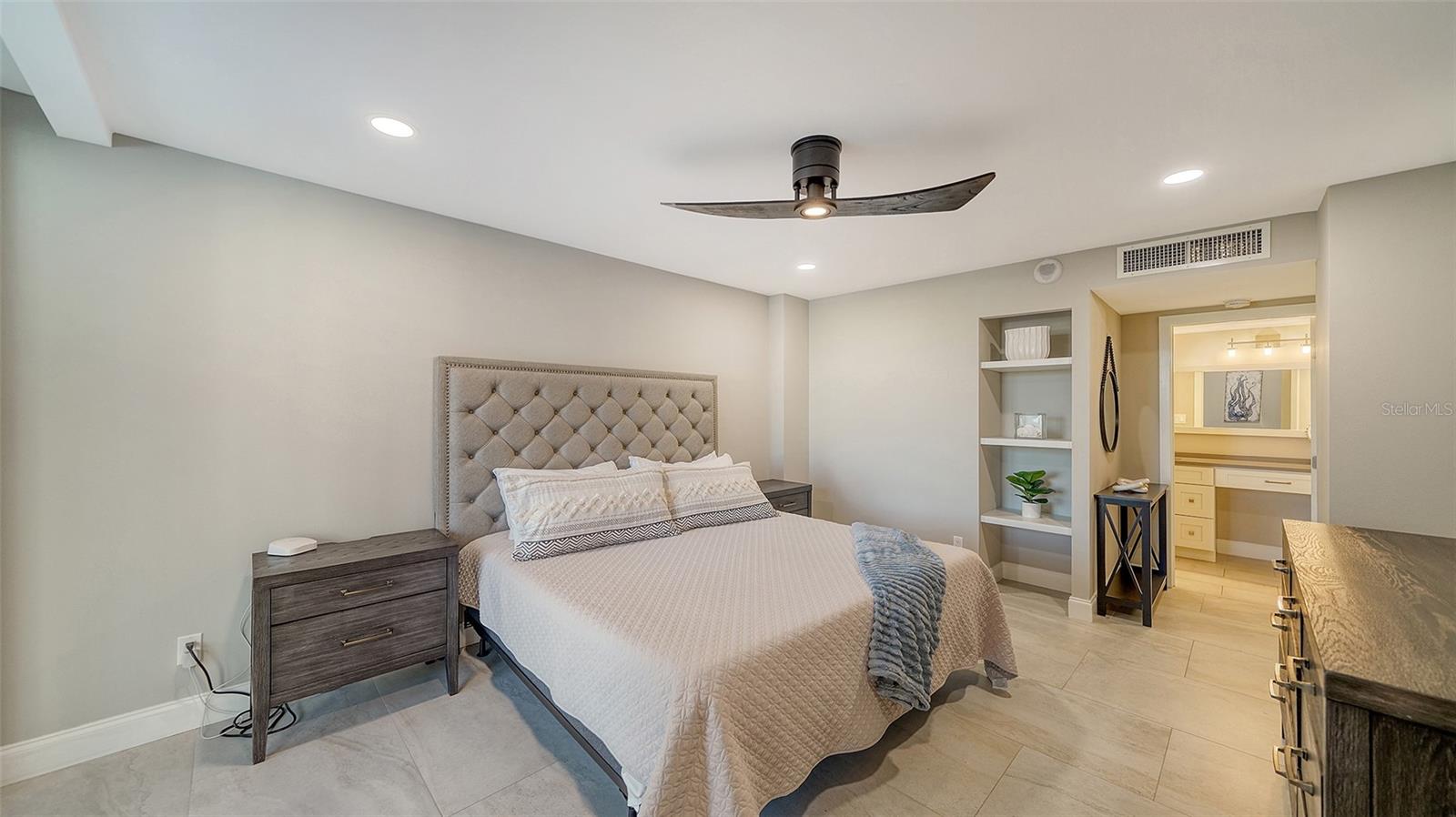 4822 OCEAN BLVD #2F, SARASOTA, FL, 34242