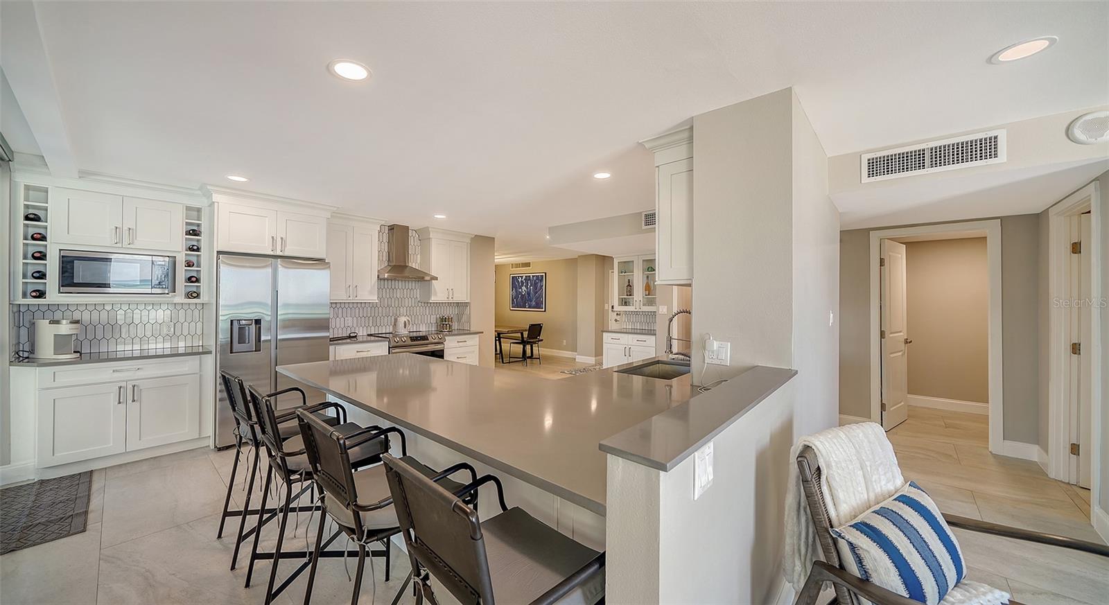4822 OCEAN BLVD #2F, SARASOTA, FL, 34242