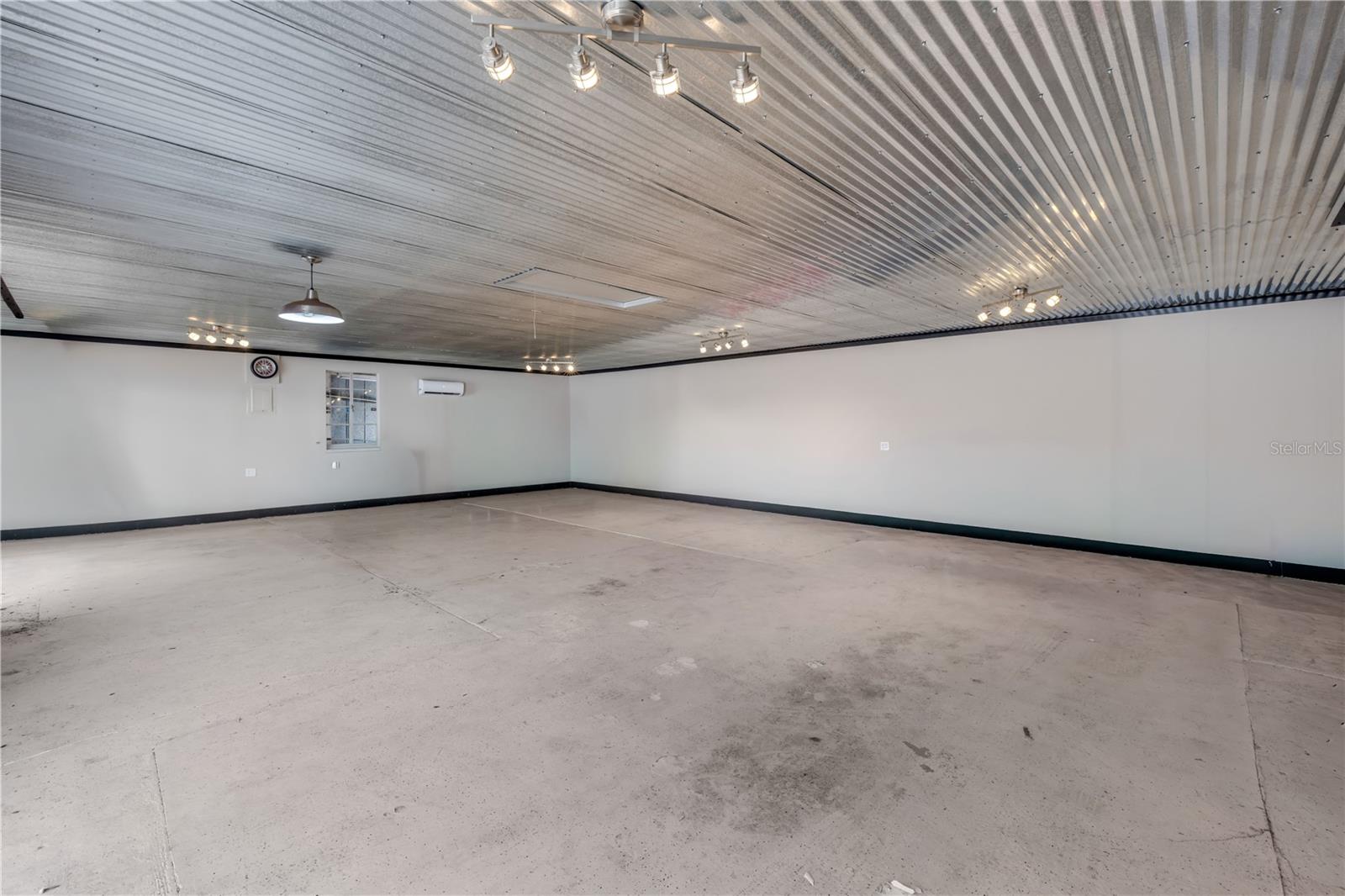 208 MAGNOLIA ST, NEW SMYRNA BEACH, FL, 32168