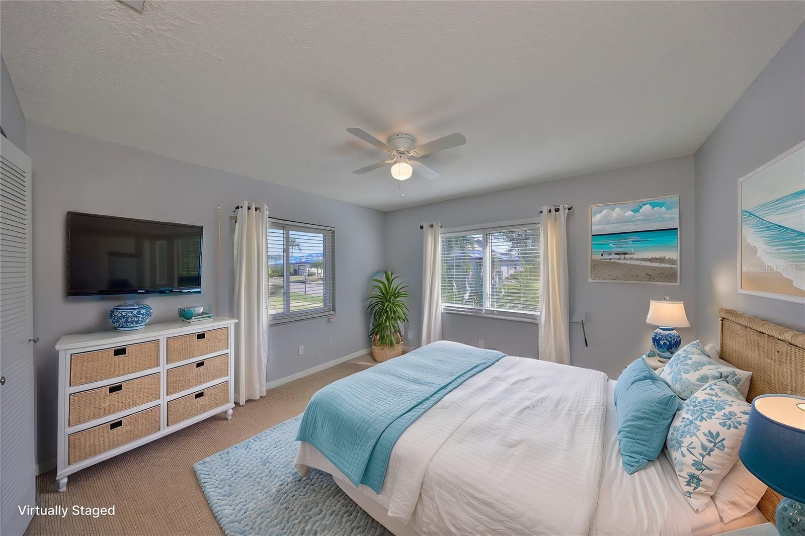 2421 LANCASTER DR, SUN CITY CENTER, FL, 33573