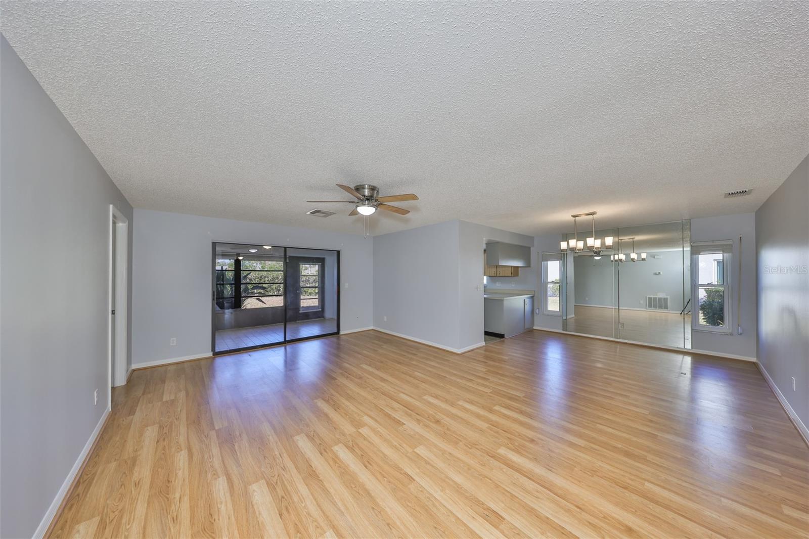 2421 LANCASTER DR, SUN CITY CENTER, FL, 33573