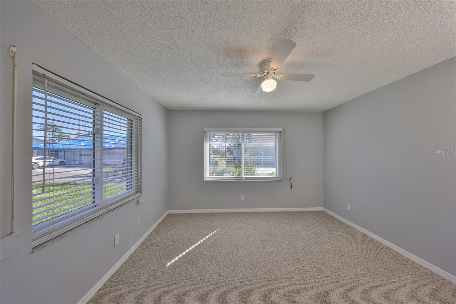 2421 LANCASTER DR, SUN CITY CENTER, FL, 33573