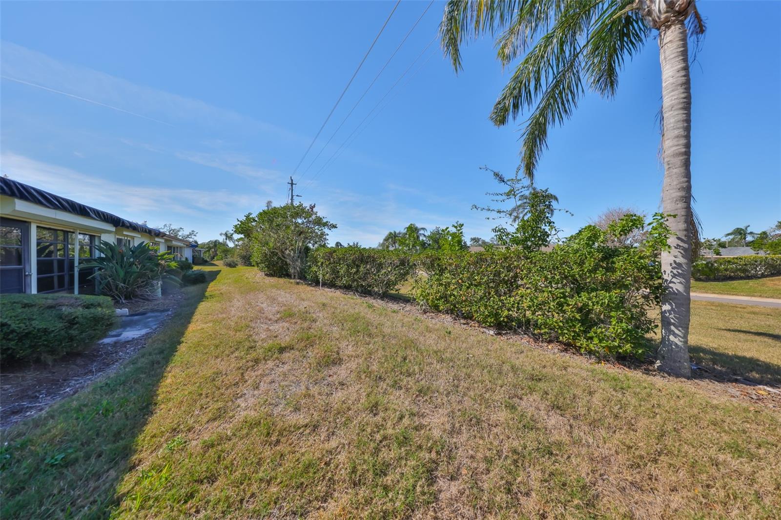 2421 LANCASTER DR, SUN CITY CENTER, FL, 33573