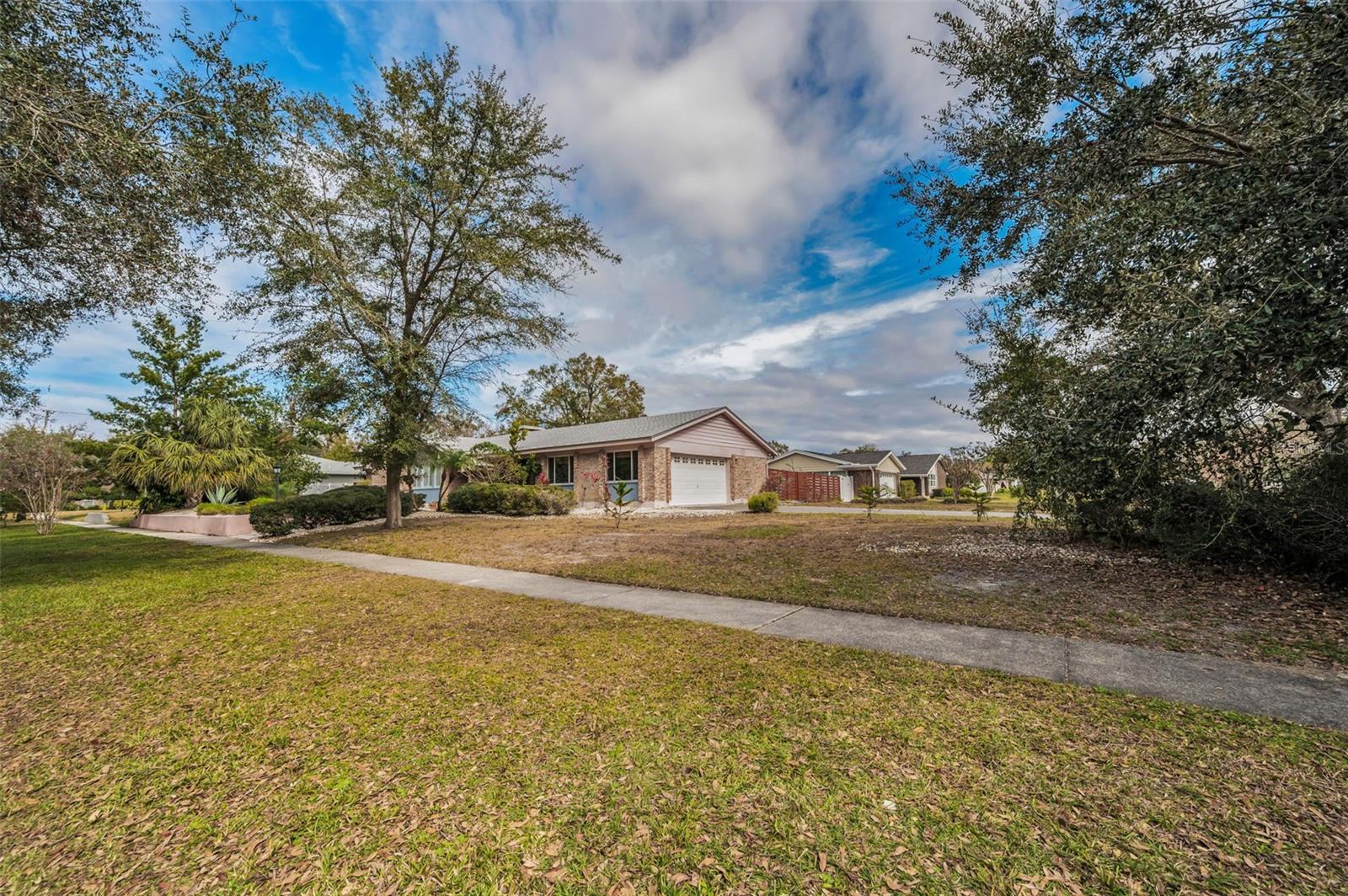 3201 BELMORE RD, TAMPA, FL, 33618