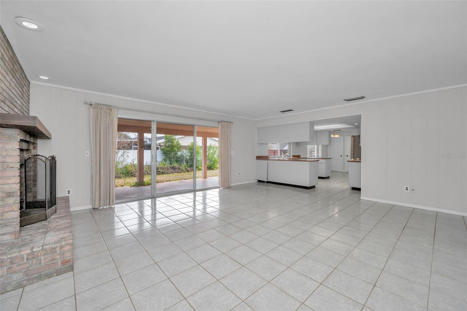 3201 BELMORE RD, TAMPA, FL, 33618