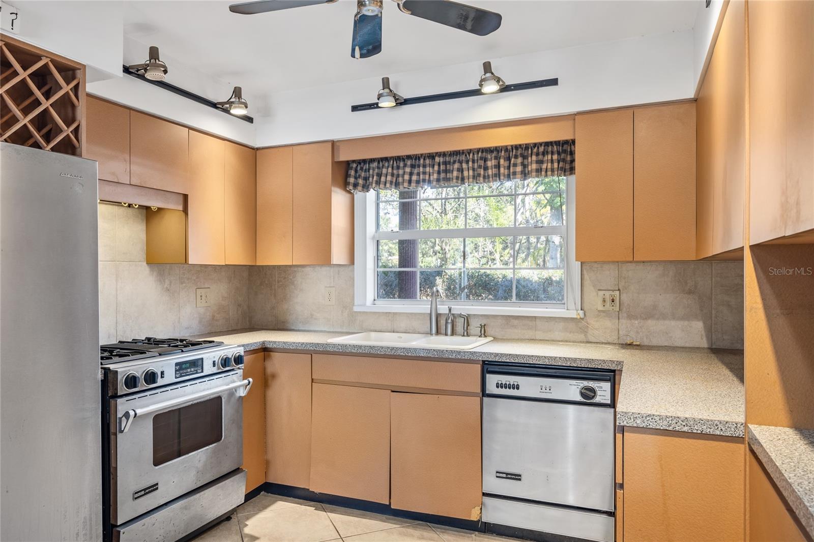 10106 TARPON SPRINGS RD, ODESSA, FL, 33556