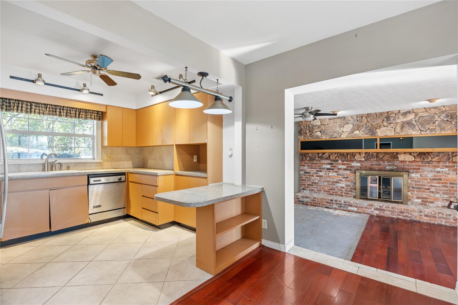 10106 TARPON SPRINGS RD, ODESSA, FL, 33556