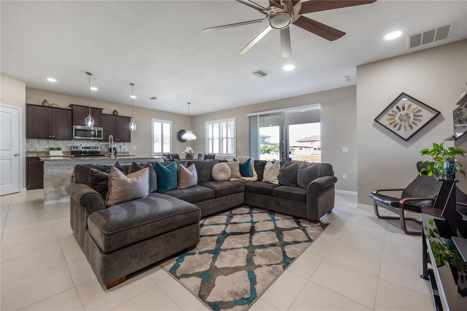 13305 WATERLEAF GARDEN CIR, RIVERVIEW, FL, 33579
