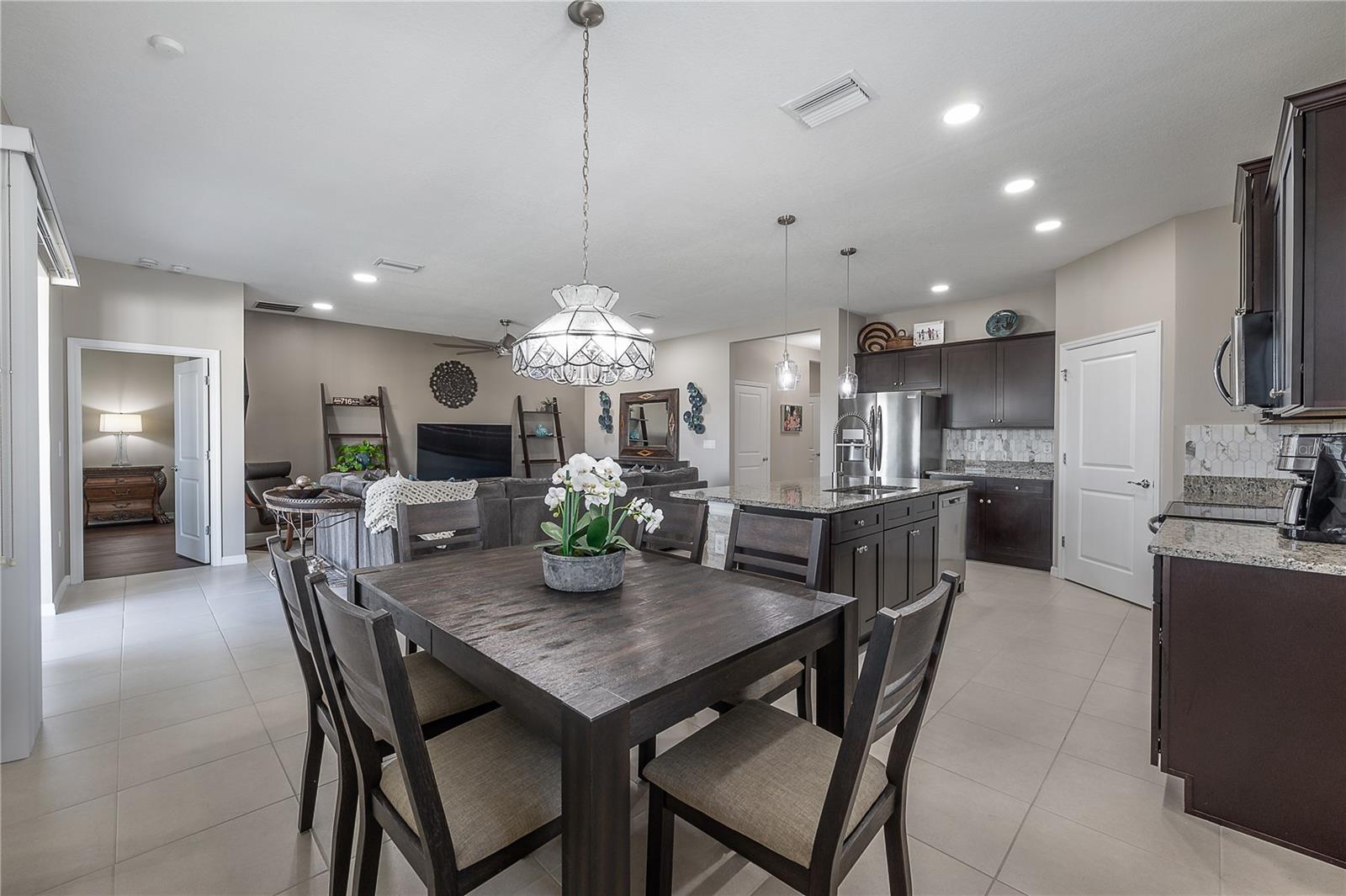 13305 WATERLEAF GARDEN CIR, RIVERVIEW, FL, 33579