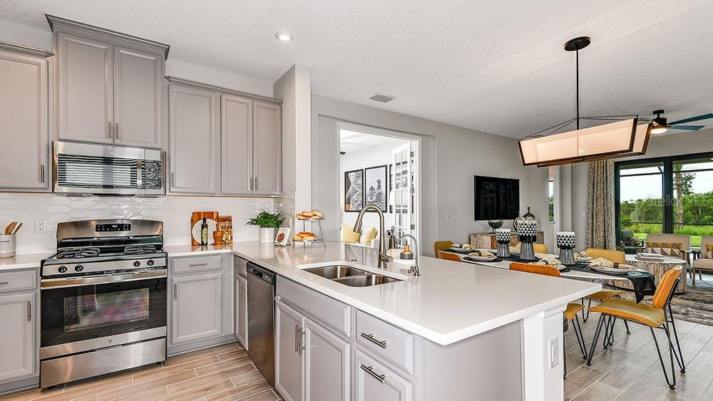 761 STEEL DR, APOLLO BEACH, FL, 33572