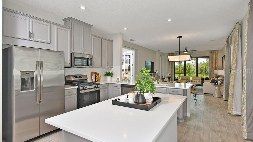 761 STEEL DR, APOLLO BEACH, FL, 33572