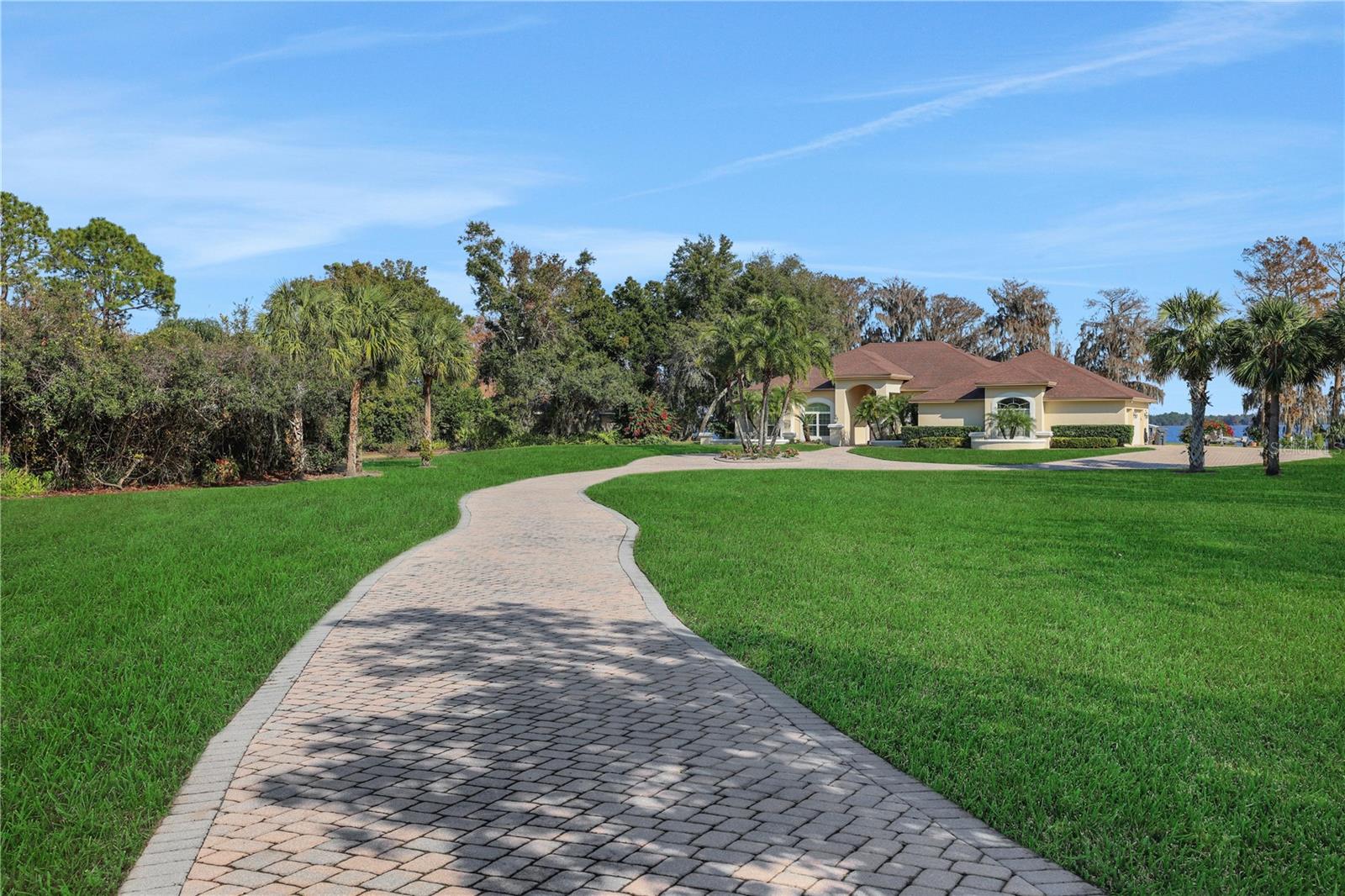 8323 W LAKE MARION RD, HAINES CITY, FL, 33844