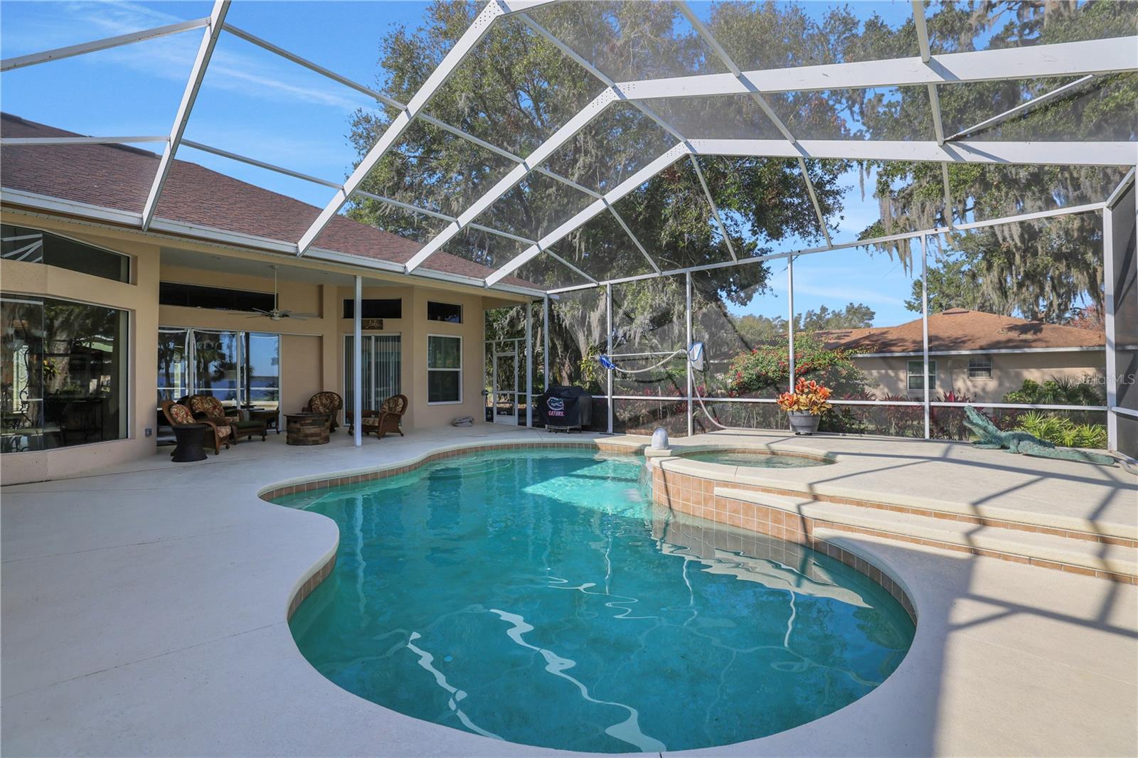 8323 W LAKE MARION RD, HAINES CITY, FL, 33844