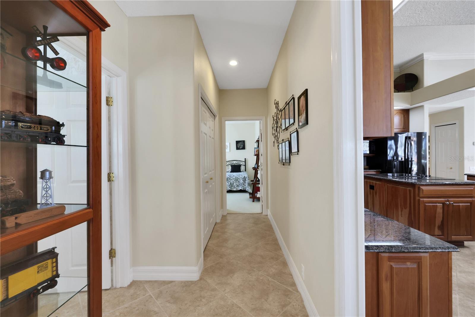8323 W LAKE MARION RD, HAINES CITY, FL, 33844