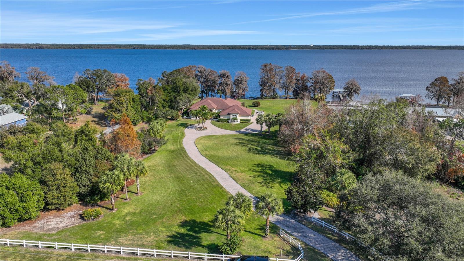 8323 W LAKE MARION RD, HAINES CITY, FL, 33844